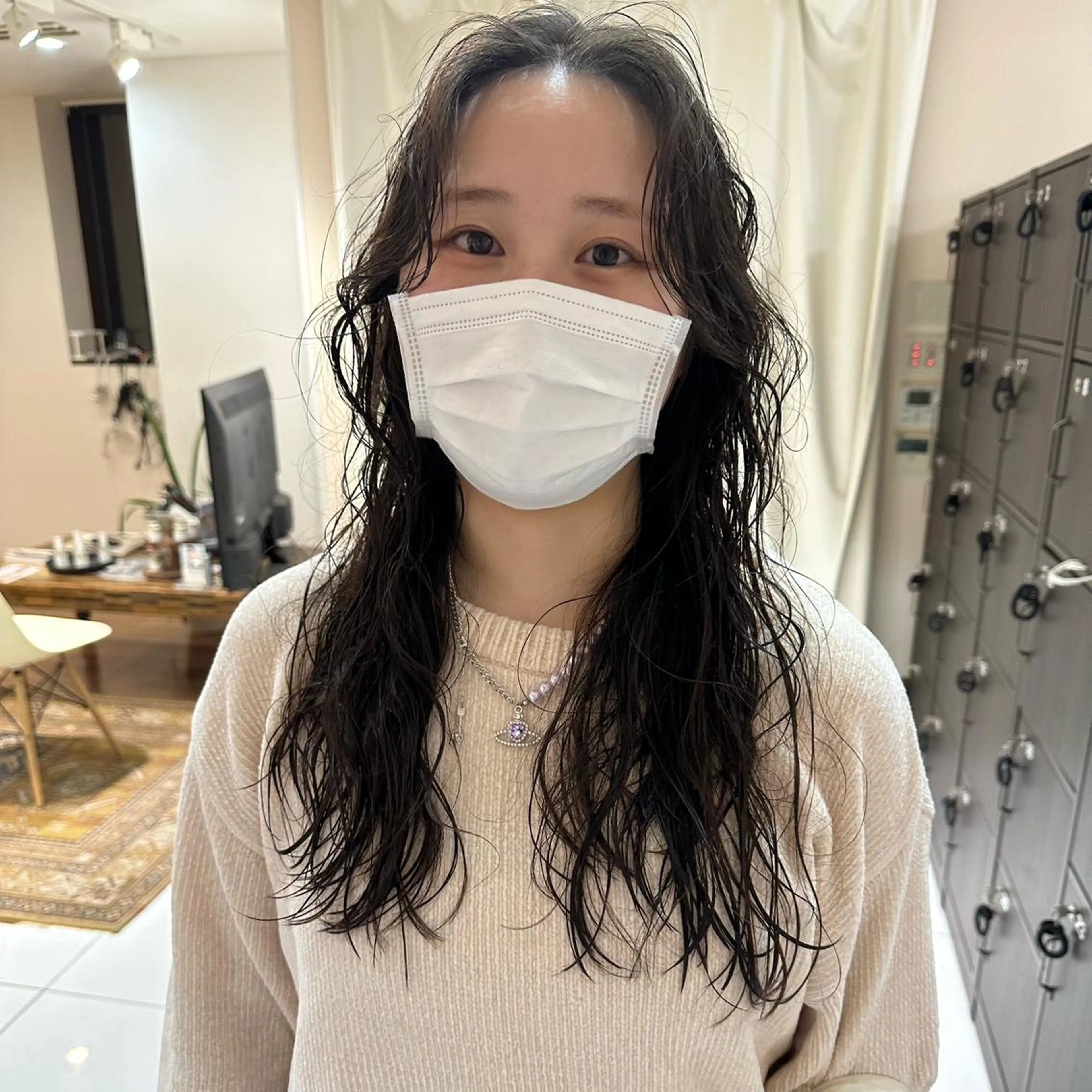 ロング くせ毛 古沢 新のヘアスタイル