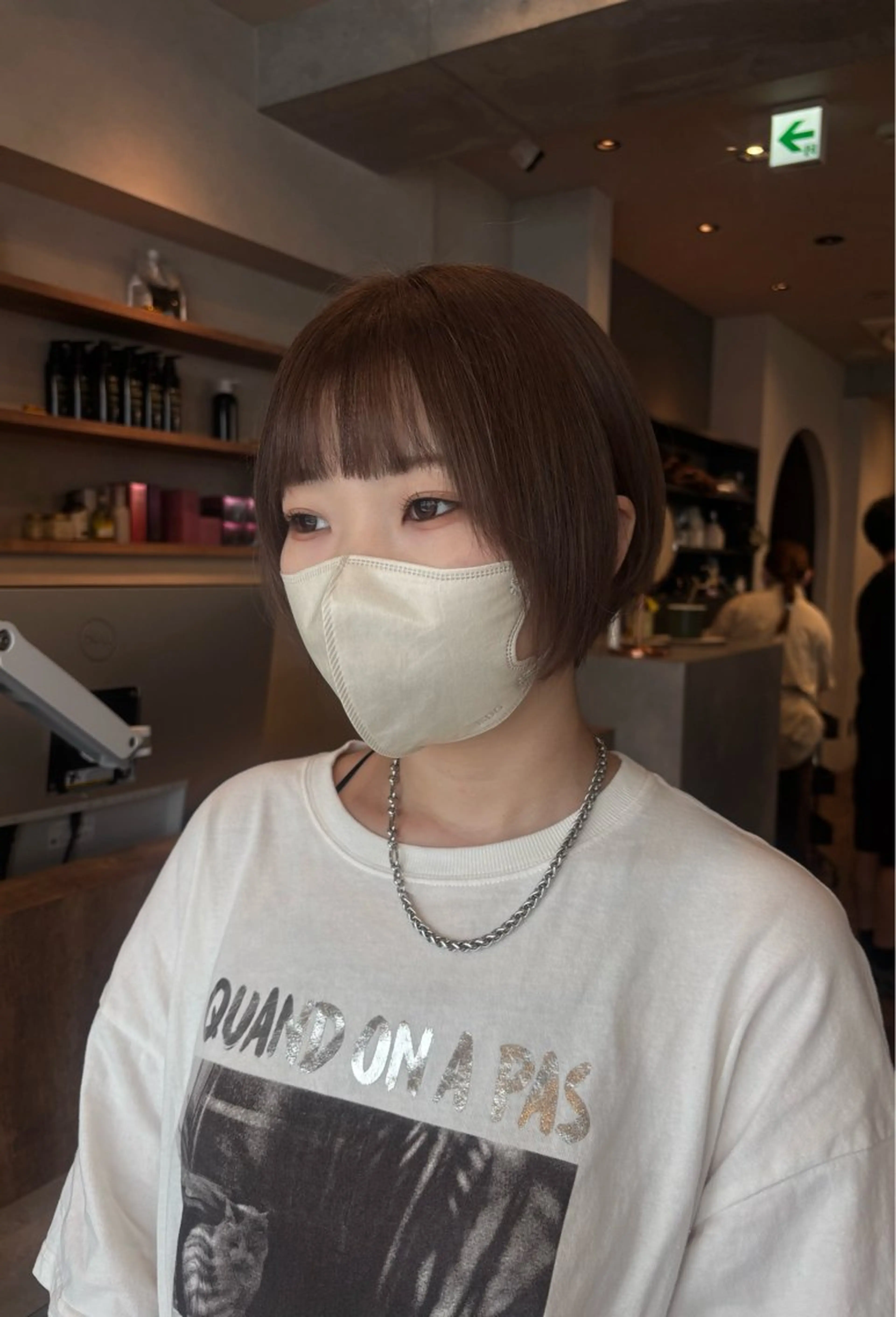 ショート ヘアカラー トリートメント りお/艶カラ ー/レイヤーカットのヘアスタイル