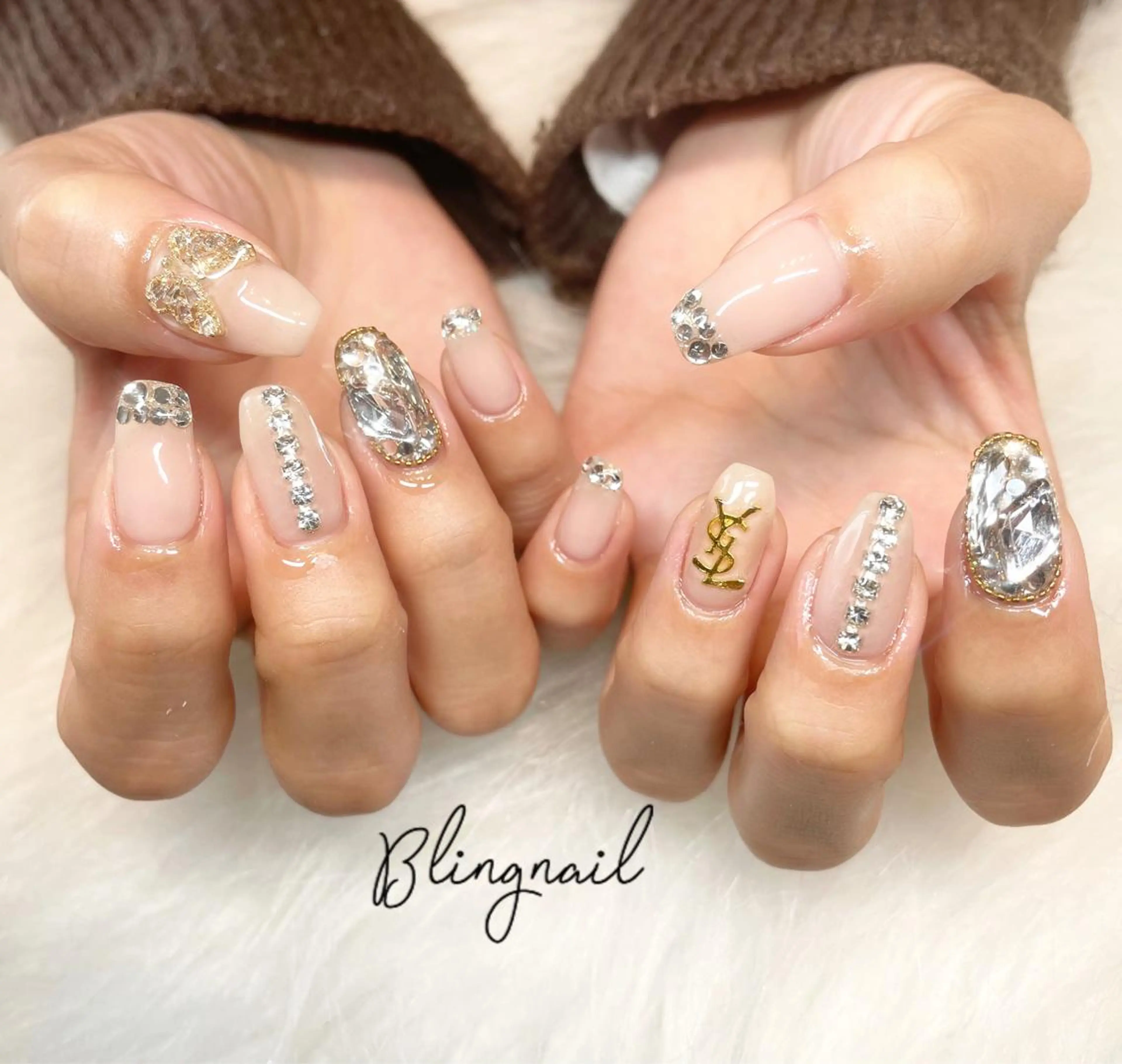 ネイル 23時まで❤︎韓国、 ワンホンネイルのネイルデザイン