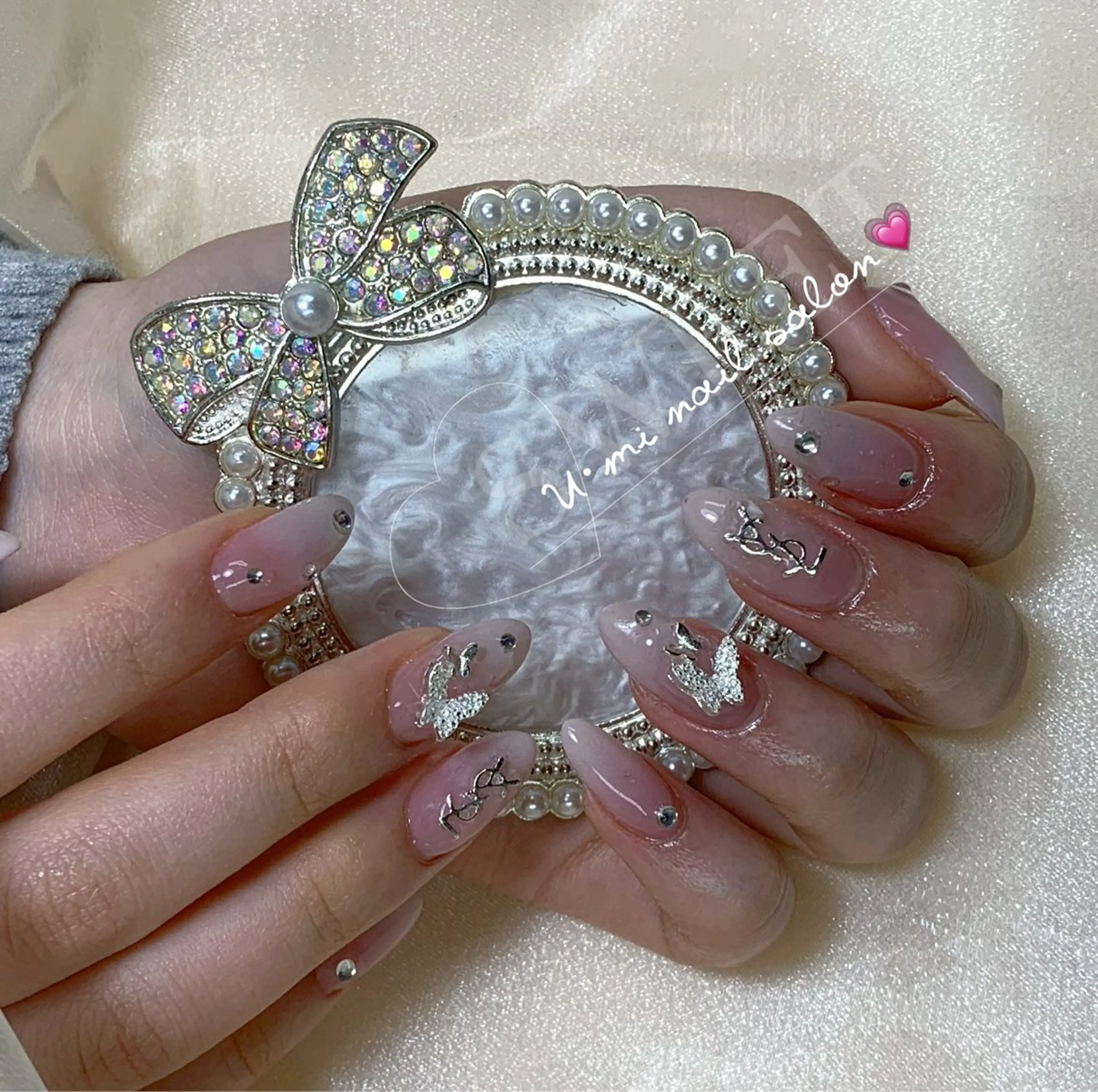 ネイル 持ち込み ハンドネイル U·Mi nail salon所属・U·Mi 上野御徒町容のネイルデザイン