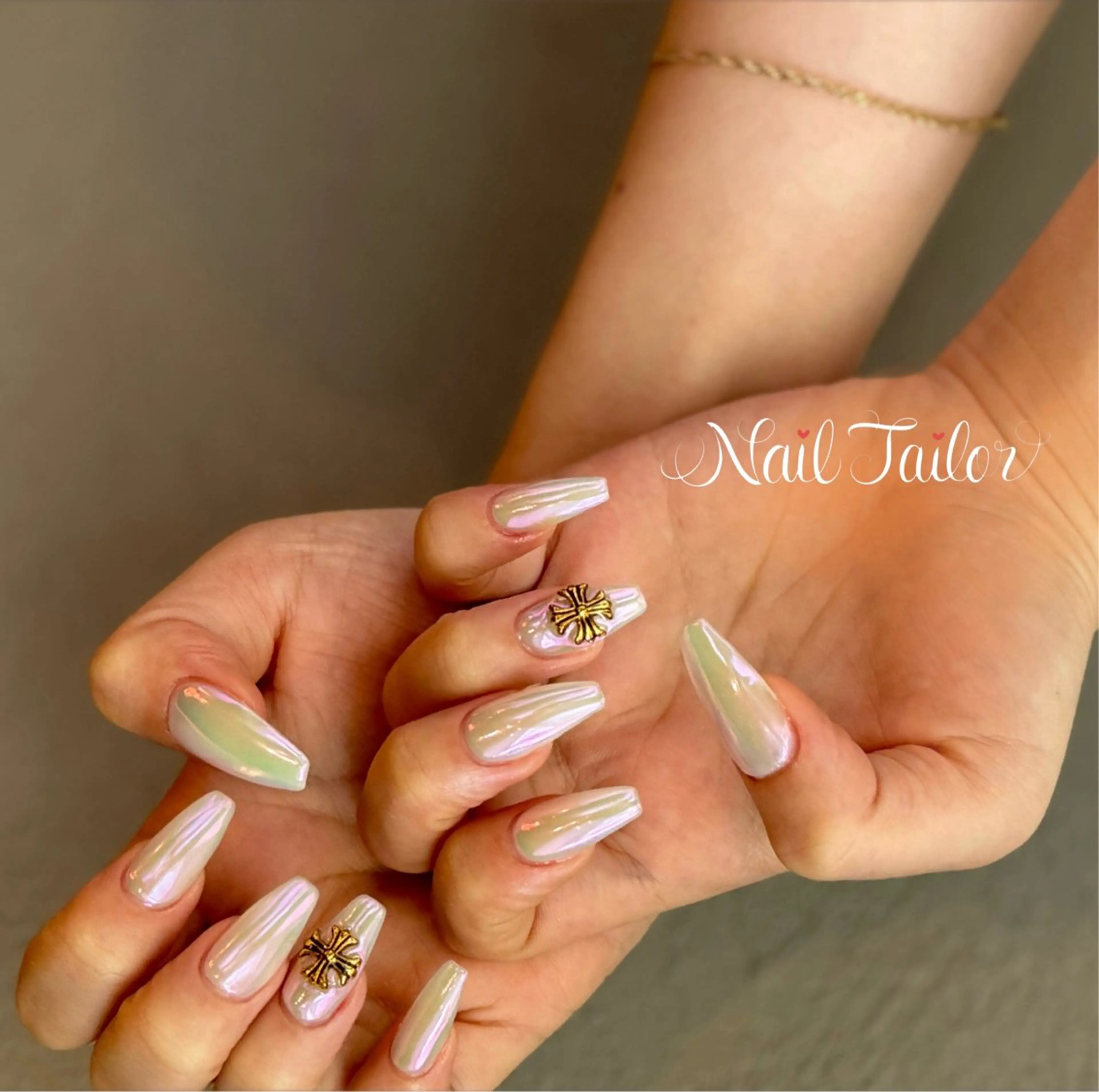 ネイル 長さ出し ロングネイル ミラーネイル ワンカラーネイル スカルプネイル ハンドネイル 〜Nail Tailor〜 ネイルテイラー所属・NailTailor ネイルテイラーのネイルデザイン