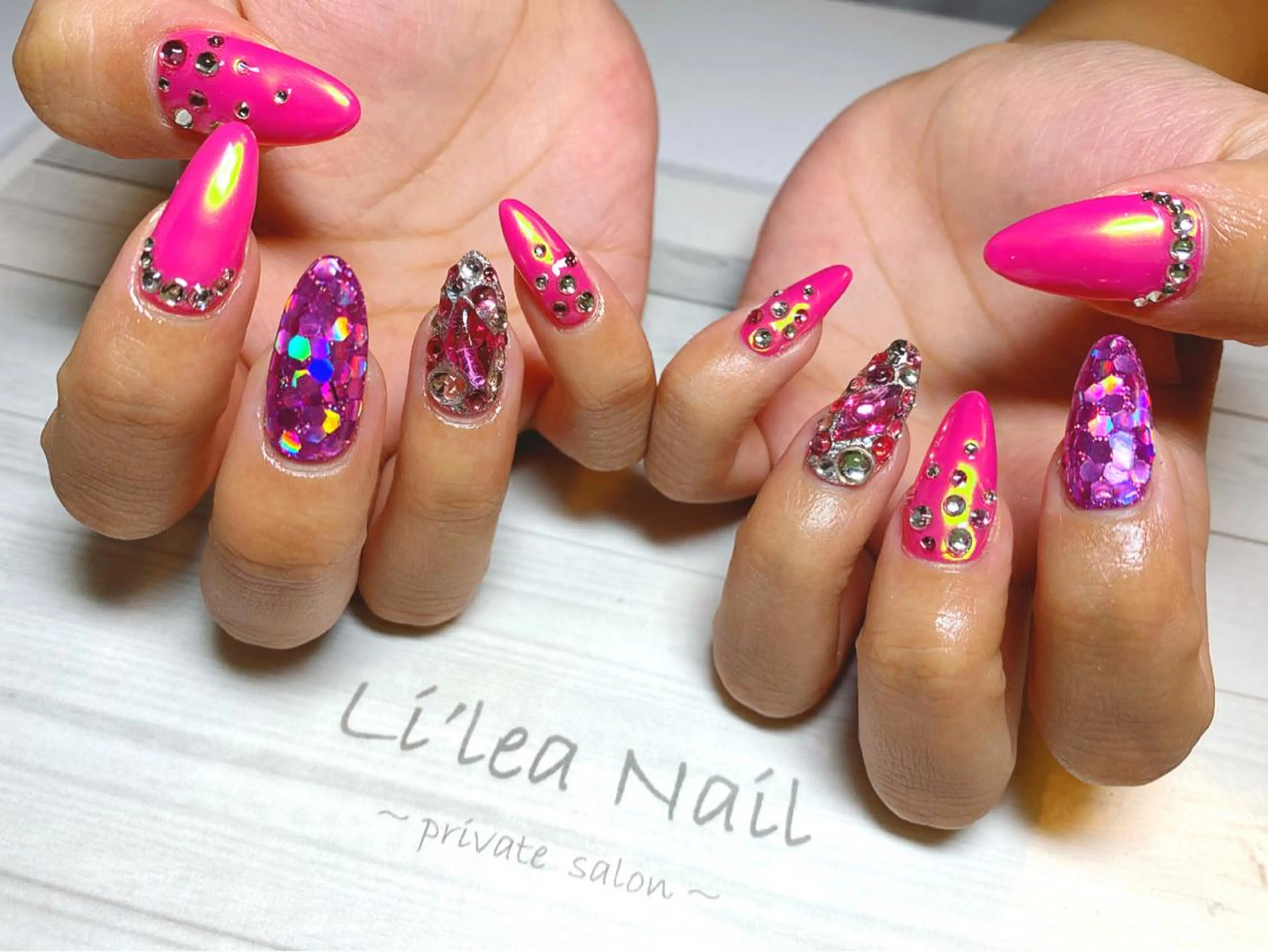ネイル Li'leaNail AINAのネイルデザイン