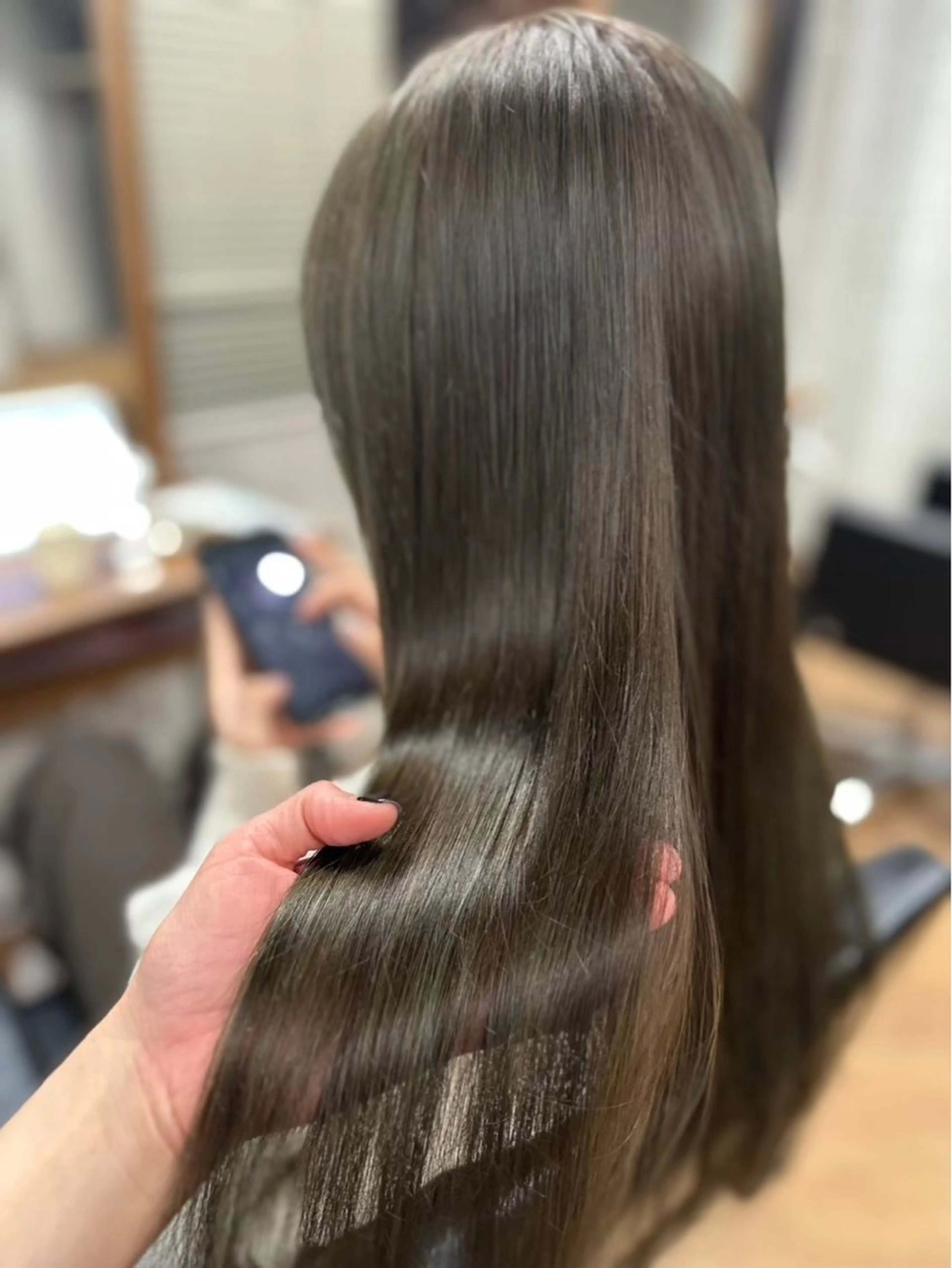 ロング カラー vis lien　川口店所属・土屋 咲希のヘアスタイル