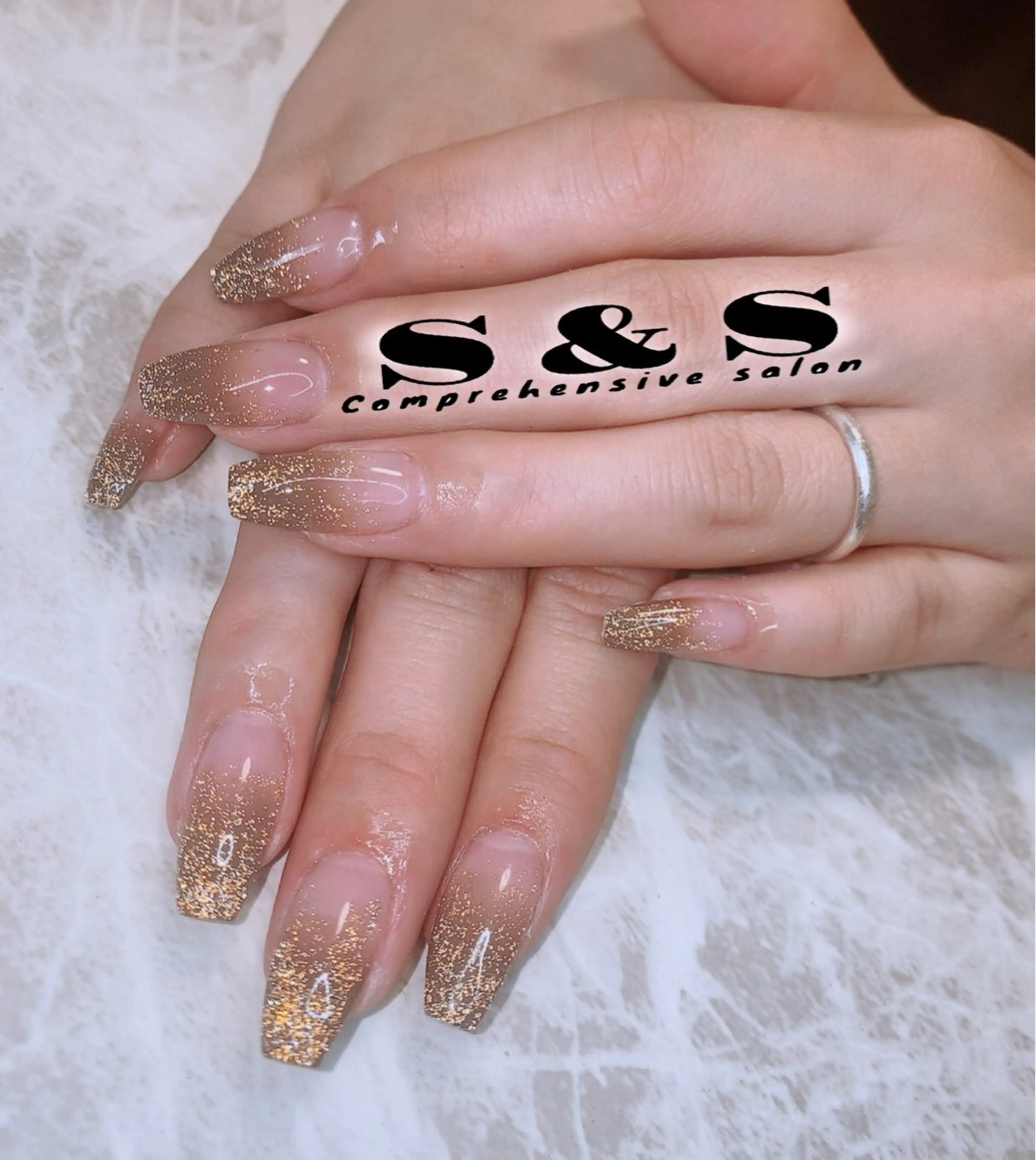 ネイル 長さ出し メンズネイル 持ち込み スカルプネイル S&S 村田小百合のネイルデザイン