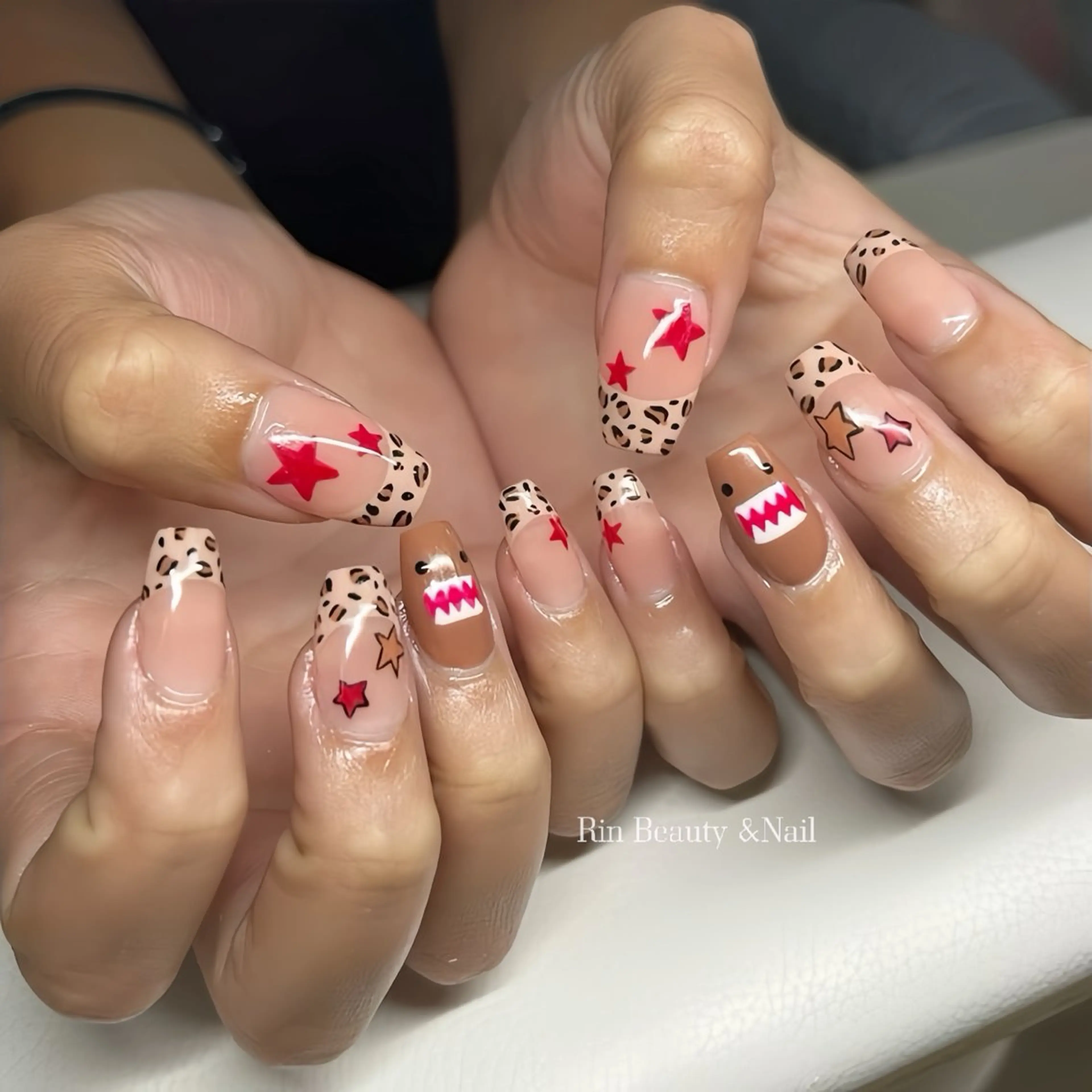 ネイル アートネイル フレンチネイル ジェルネイル 韓国ネイル ミラーネイル Rin Nail 新大久保店のネイルデザイン