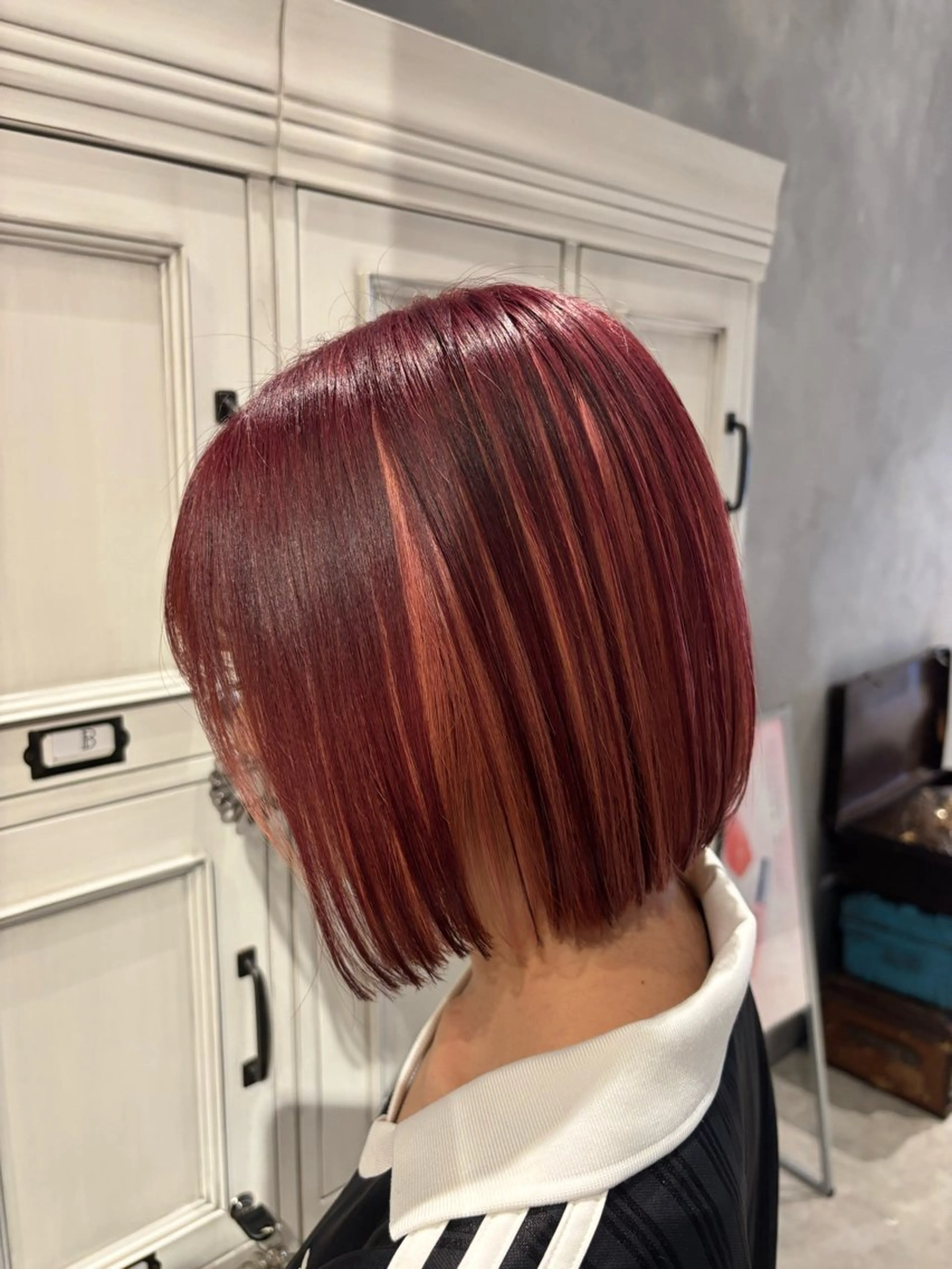 ショート カラー ブリーチ 長瀬 友唯のヘアスタイル