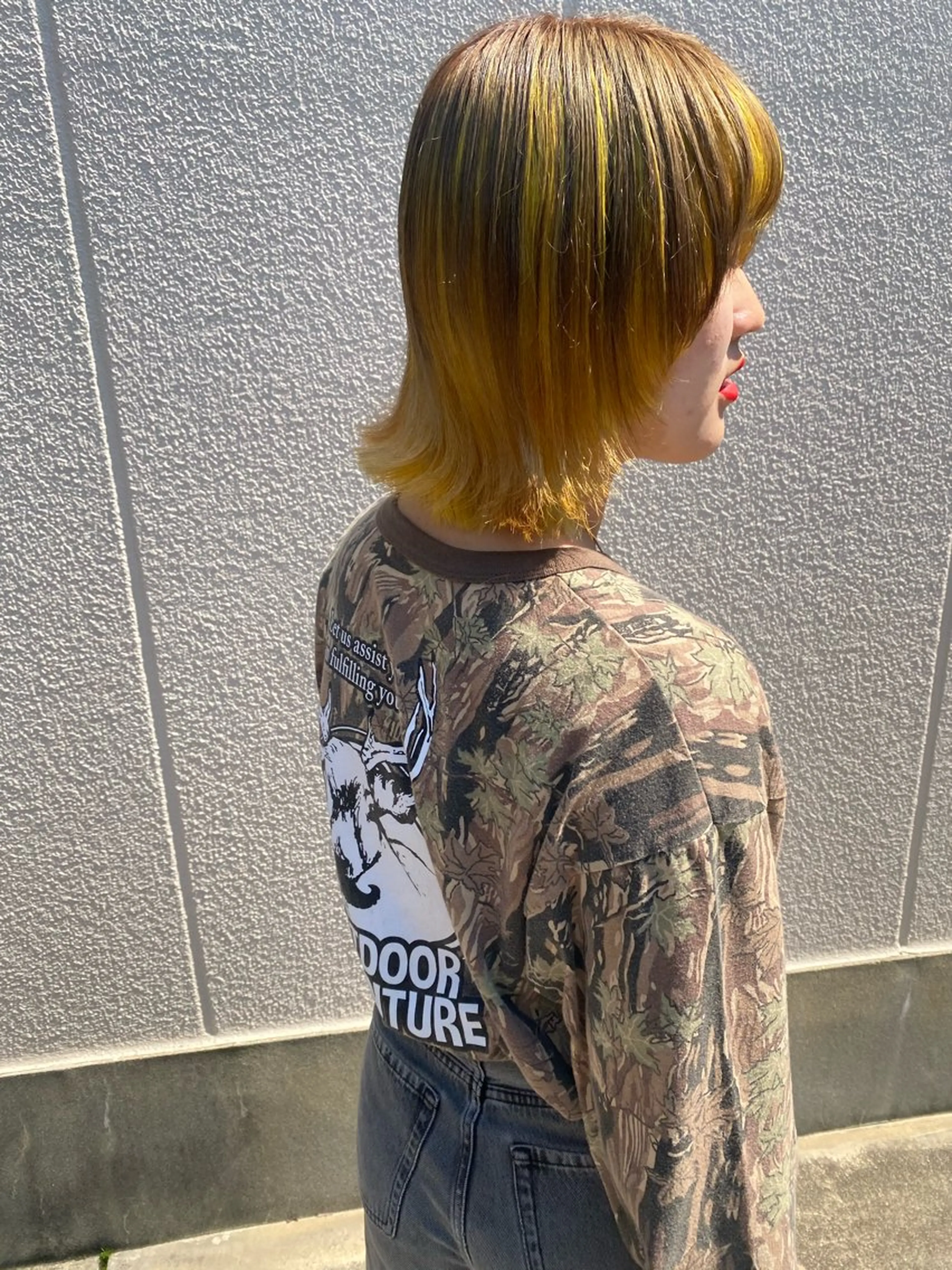 セミロング レイヤーカット/ ダブルカラーサクライのヘアスタイル