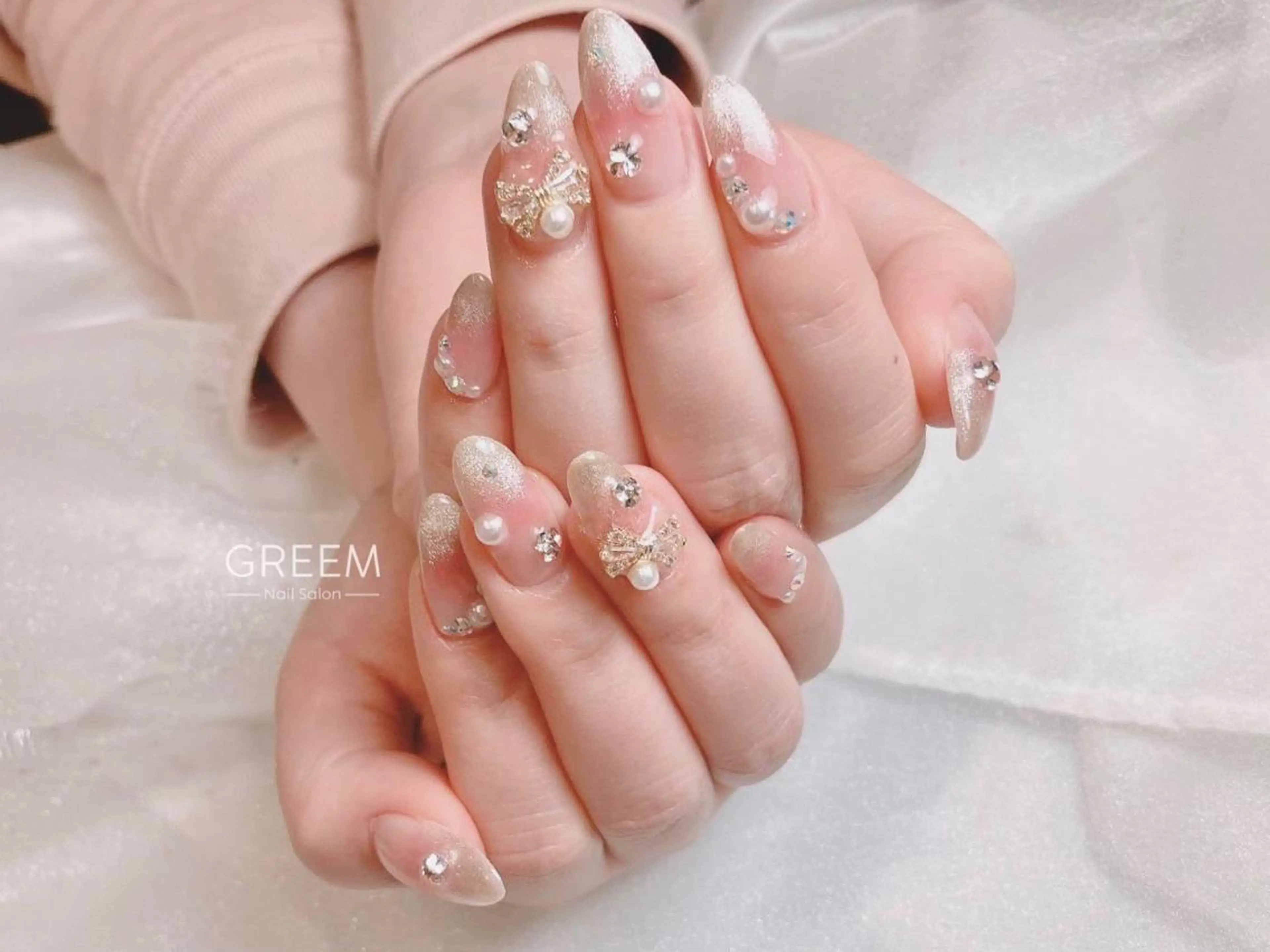 ネイル チークネイル グラデーション マグネットネイル ワンホンネイル GREEM グリームのネイルデザイン