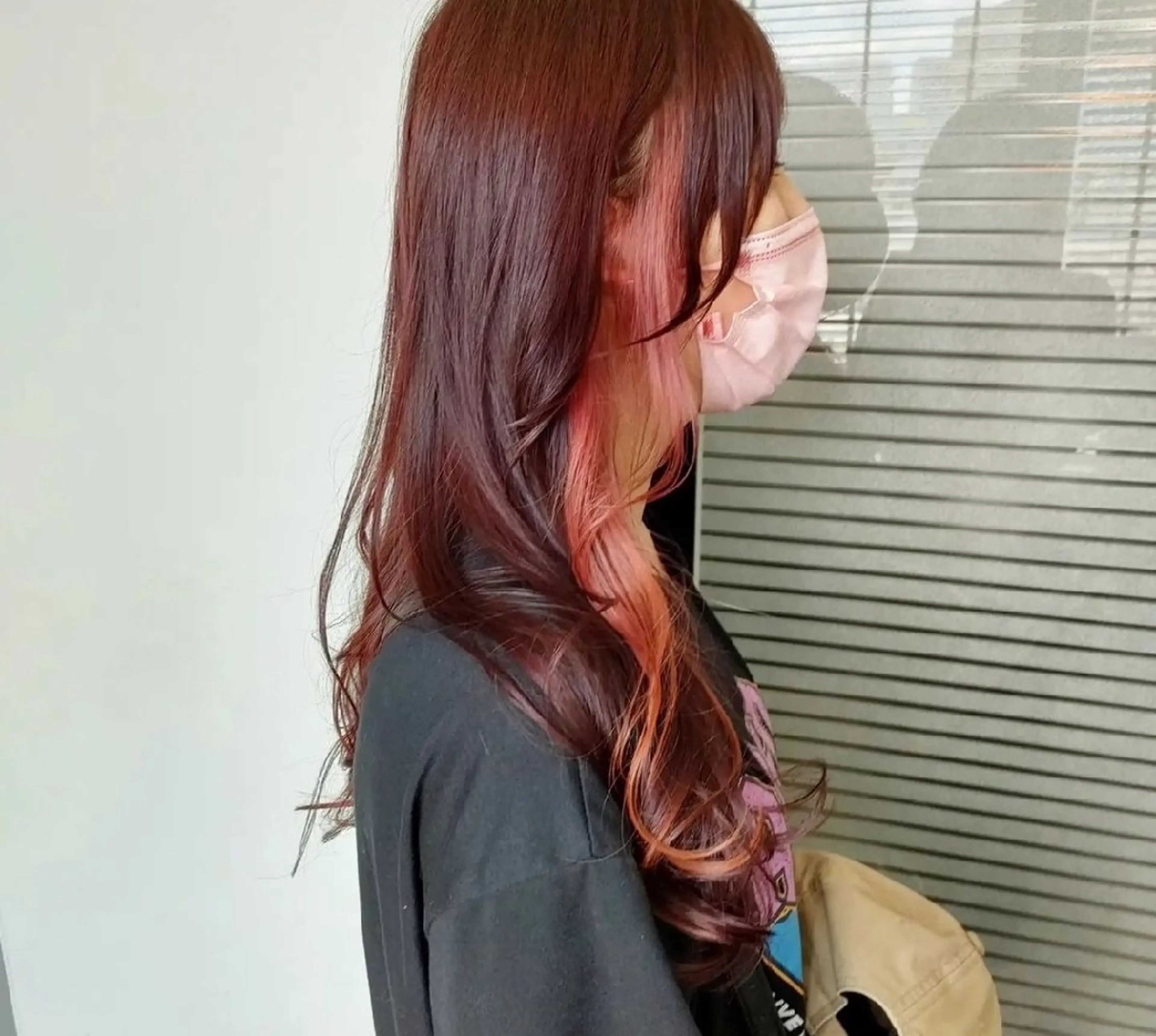 カット＋フェイスフレーミングカラーの写真