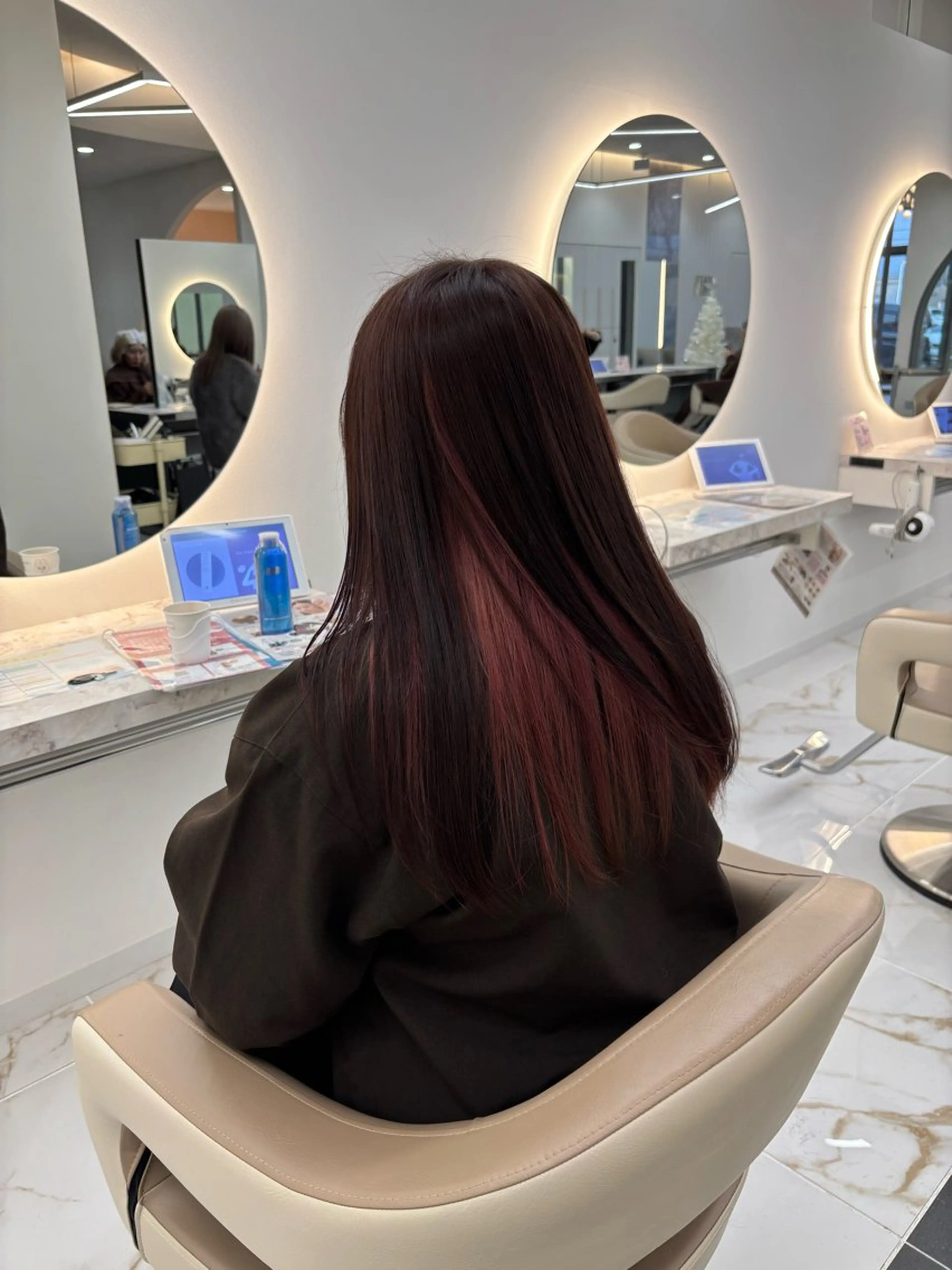 【12月限定🎄】カットブリーチカラートリートメント✨の写真