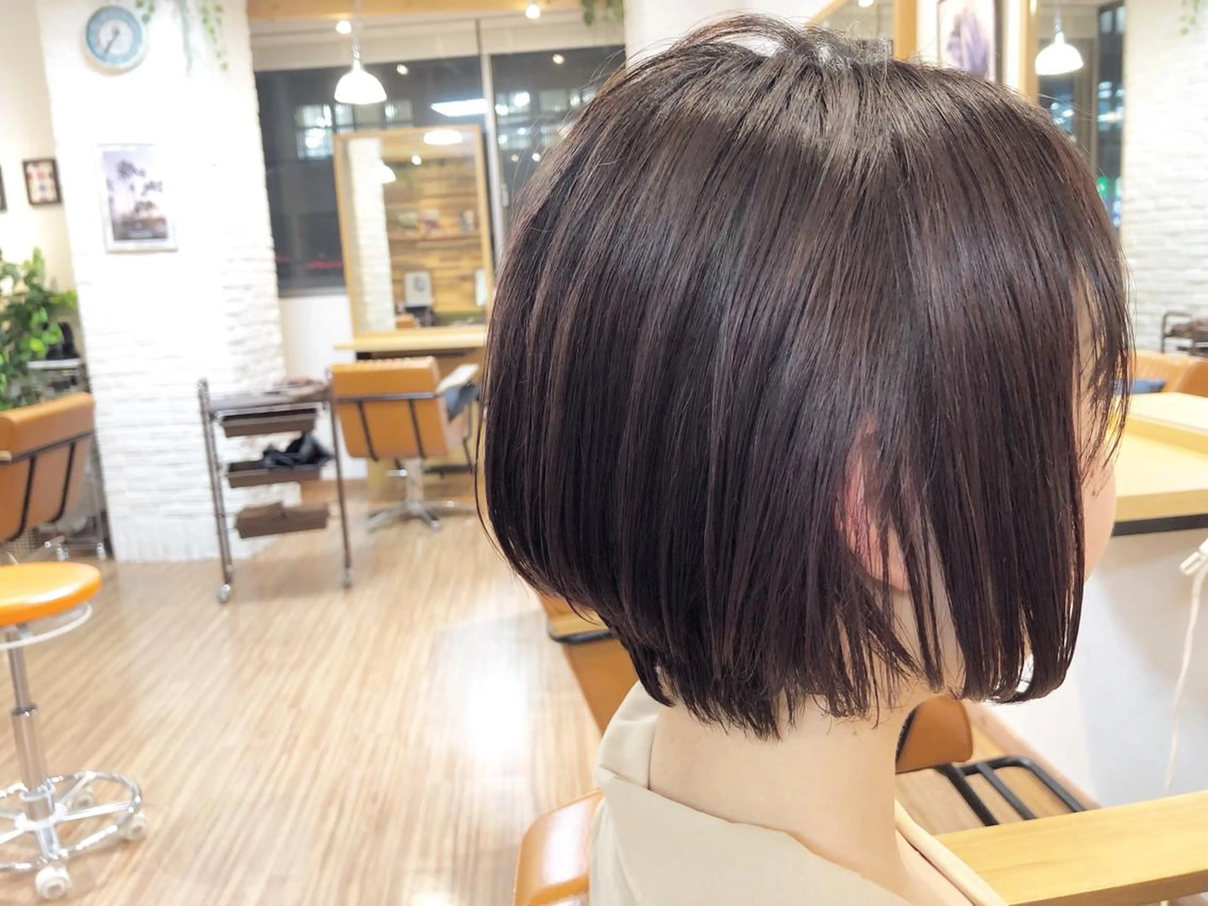 ショート カラー ヘアアレンジ イルミナカラー パープルカラー くびれヘア ショートヘア 遠藤 拓馬のヘアスタイル