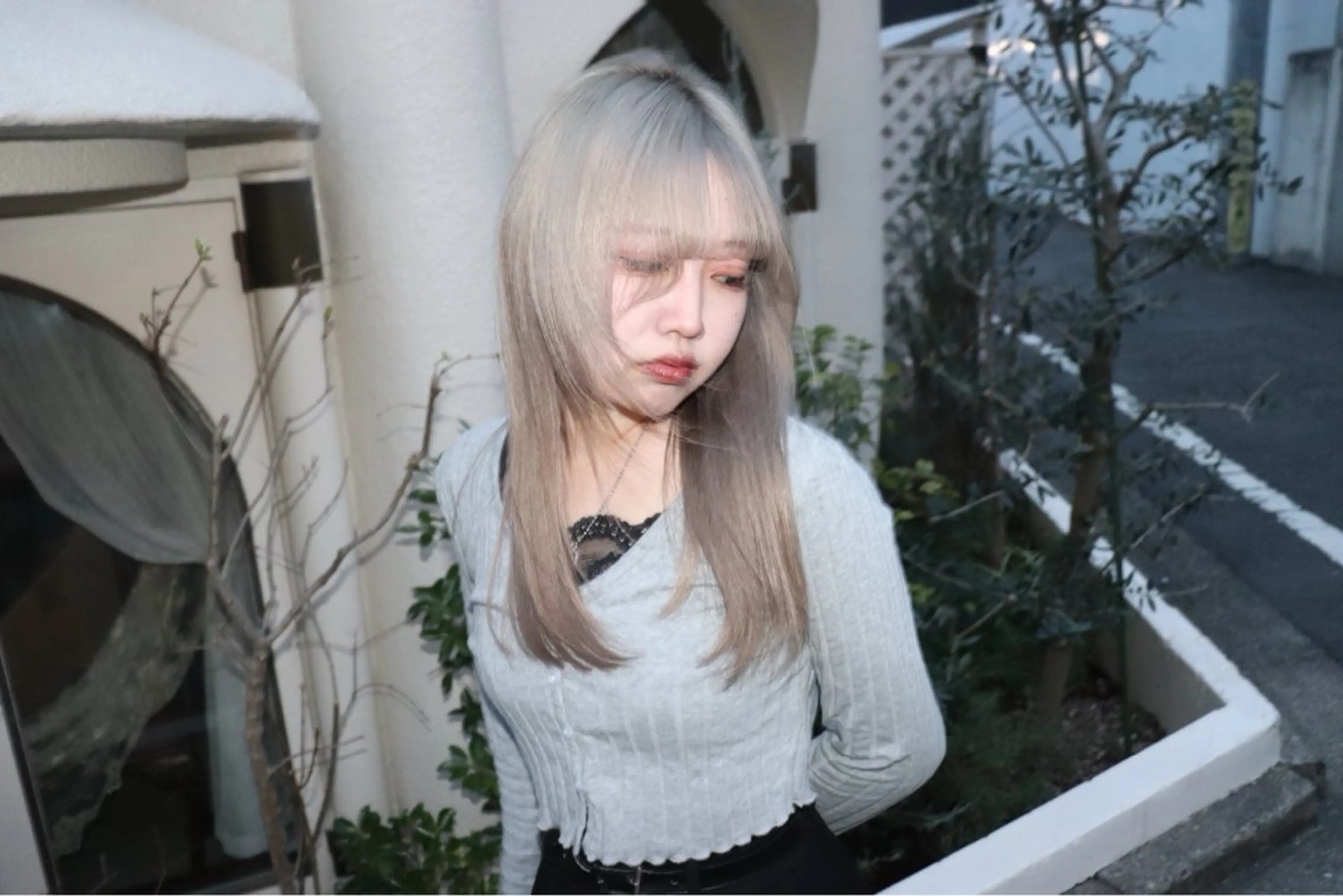 セミロング SHIN レイヤー‪‪カットのヘアスタイル