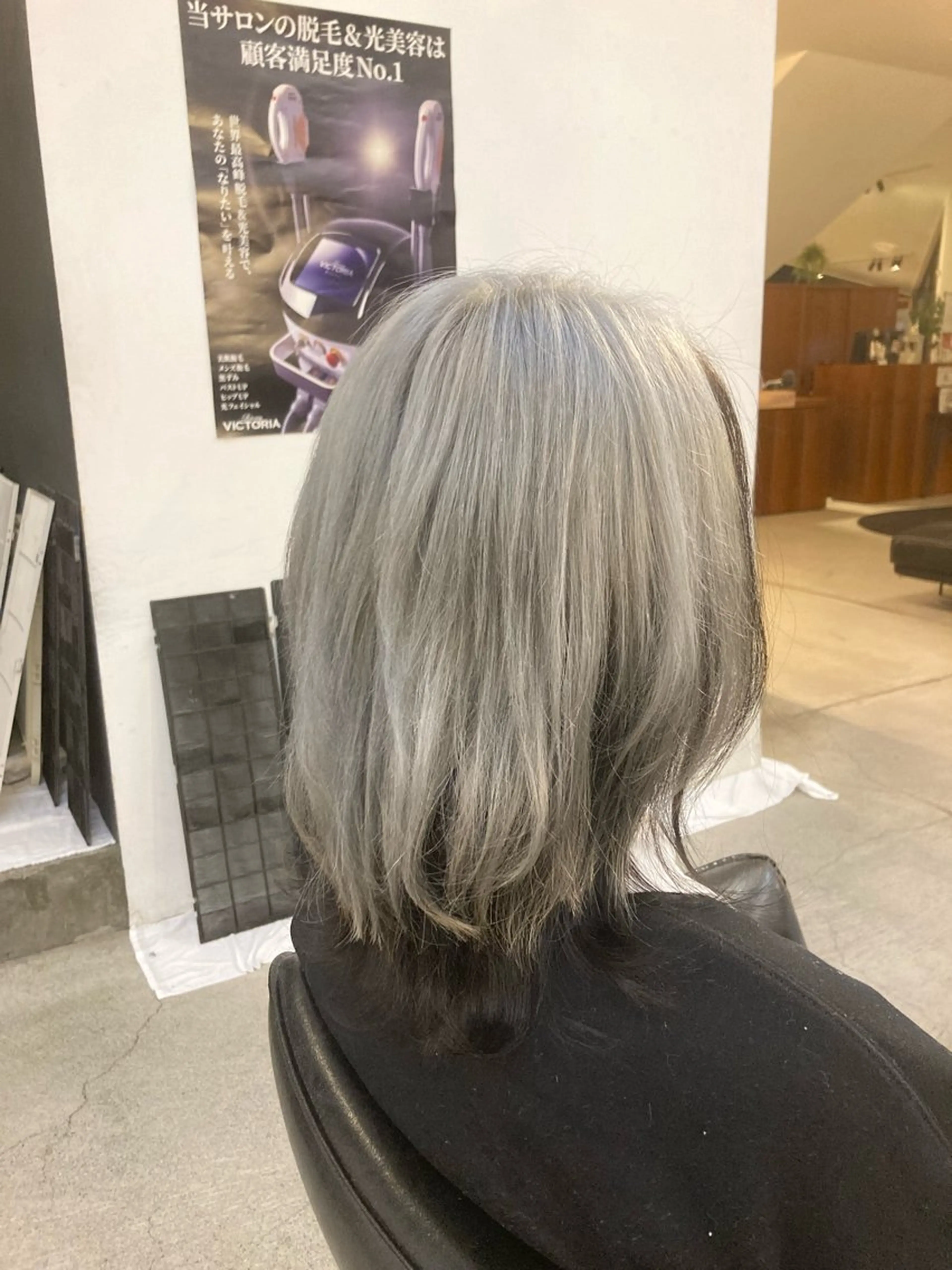 カラー 夏賀 聡史のヘアスタイル