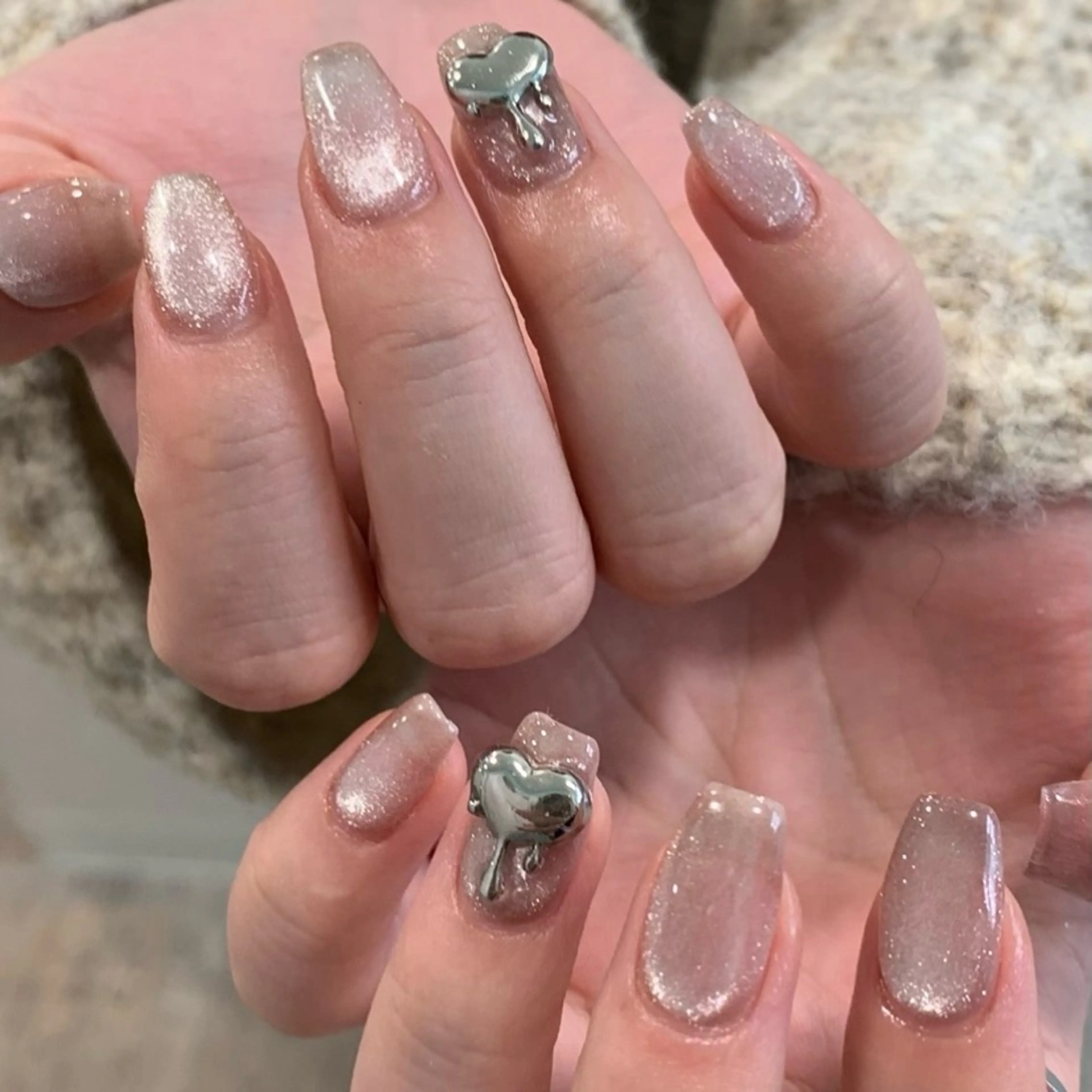 ネイル マグネットネイル マグネットワンカラー ワンカラーネイル qup nail 新宿西口店所属・qup nail♥️ Itoのネイルデザイン