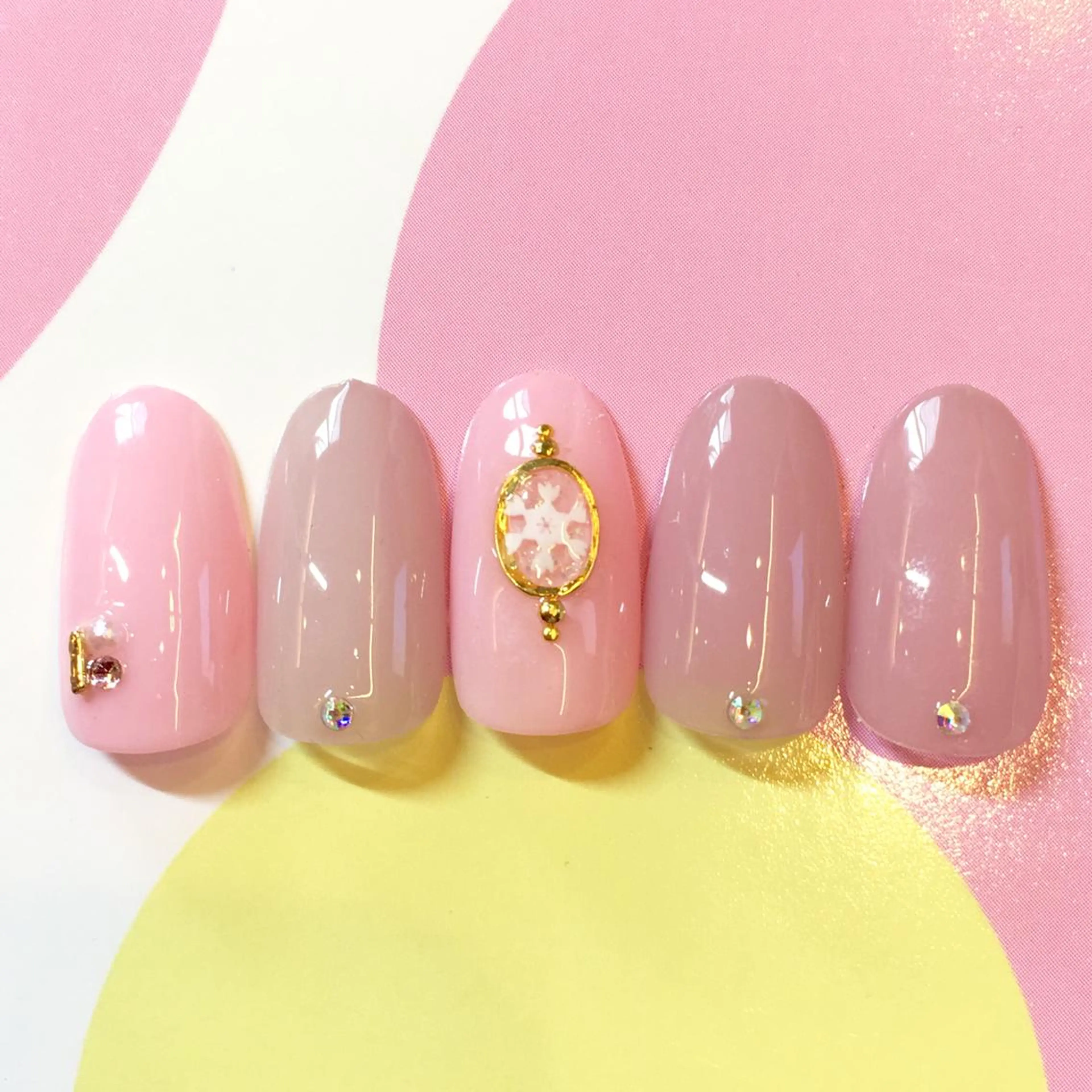 ネイル 成人式 フットネイル ジェルネイル ミラーネイル パラジェル ハンドネイル clover nailのネイルデザイン