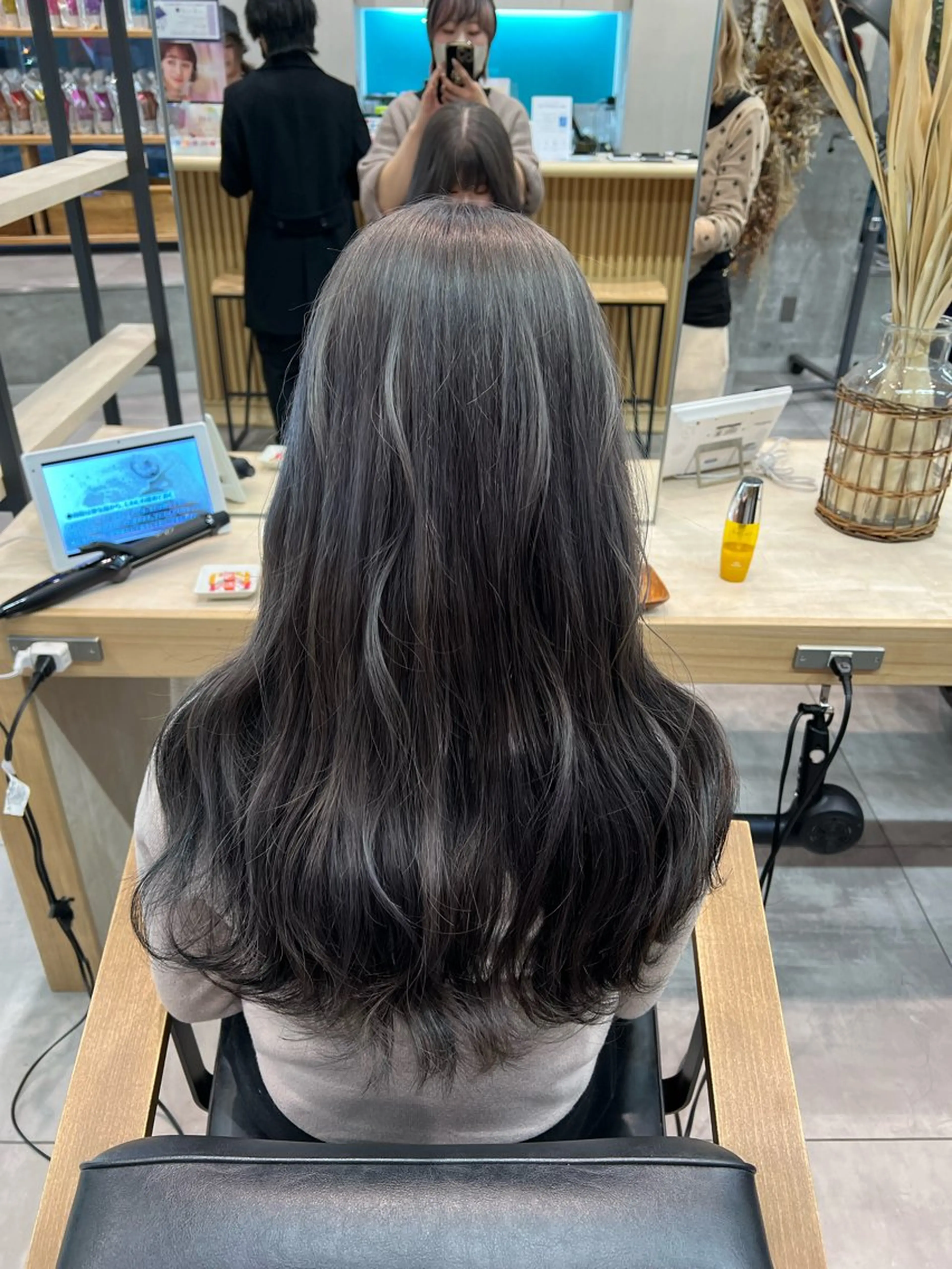 ロング カラー 🌞レイヤー×カラー 前川那津美🌞のヘアスタイル