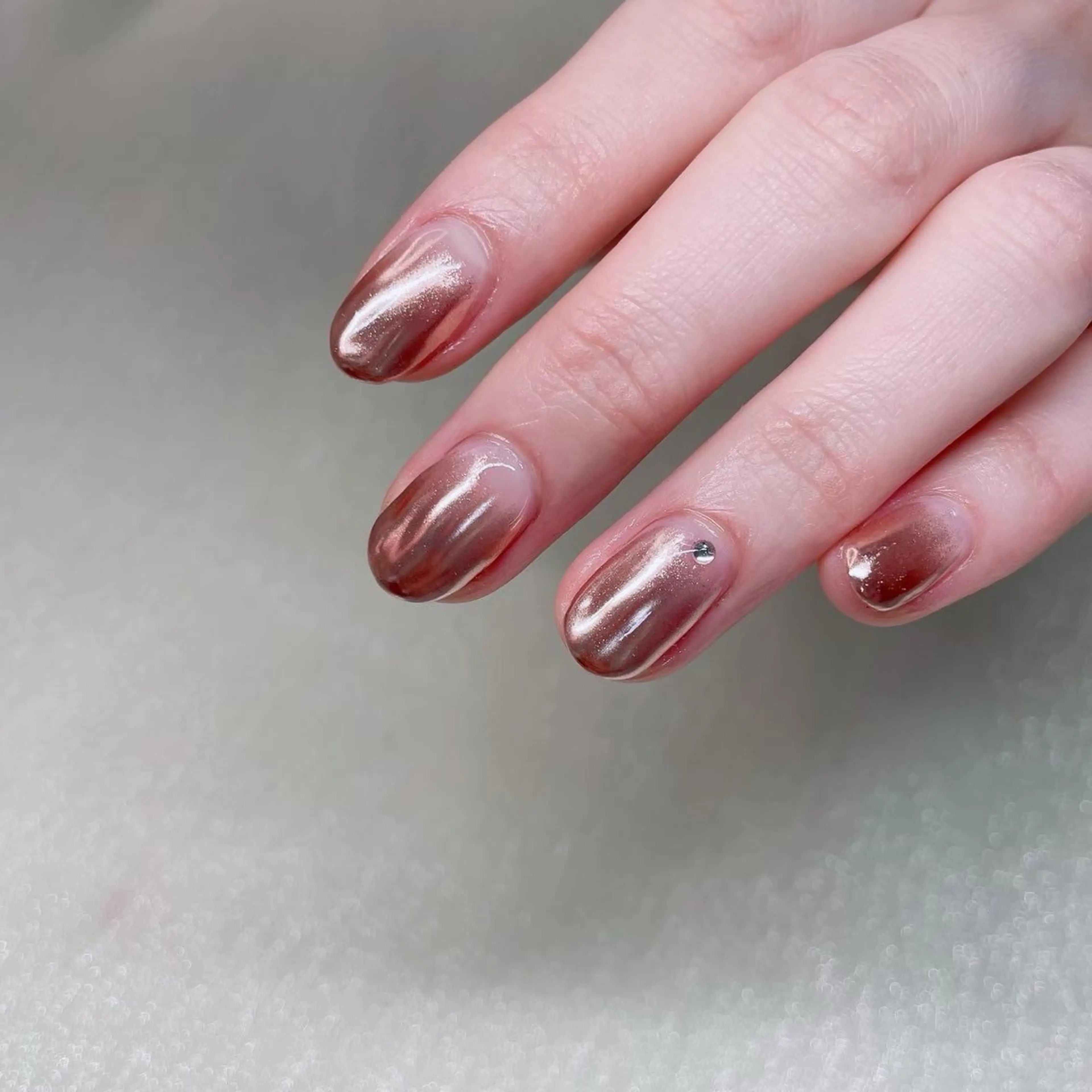 ネイル 長さ出し グラデーション ストーンネイル ハンドネイル Nailist SUZU所属・Nailist suzuのネイルデザイン