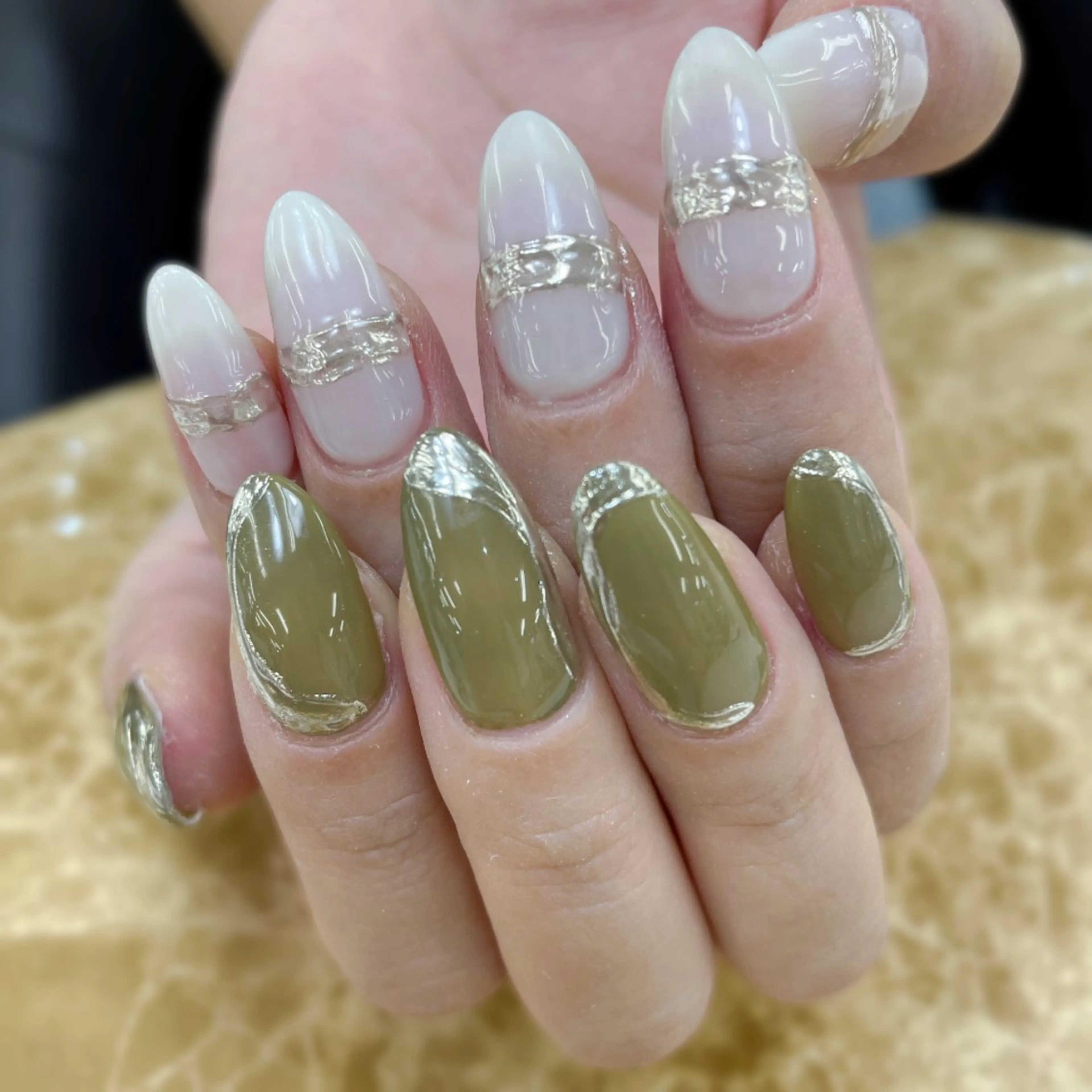 ネイル ジェルネイル グリーン ミラーネイル ハンドネイル NAIL MOONのネイルデザイン