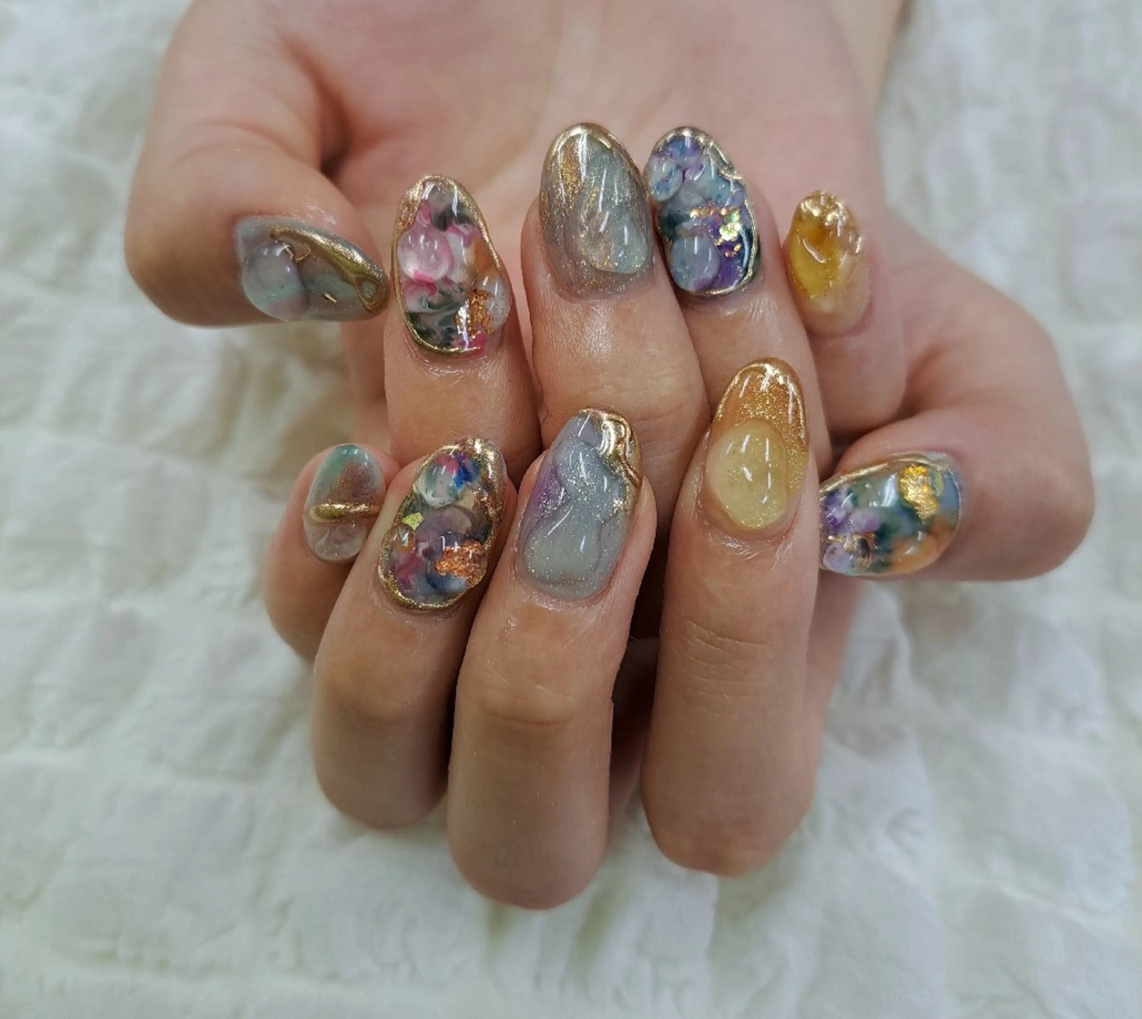 ネイル チークネイル フレンチネイル ジェルネイル ガーリー ハート ハンドネイル 河野ちえ (雑誌掲載サロン)のネイルデザイン