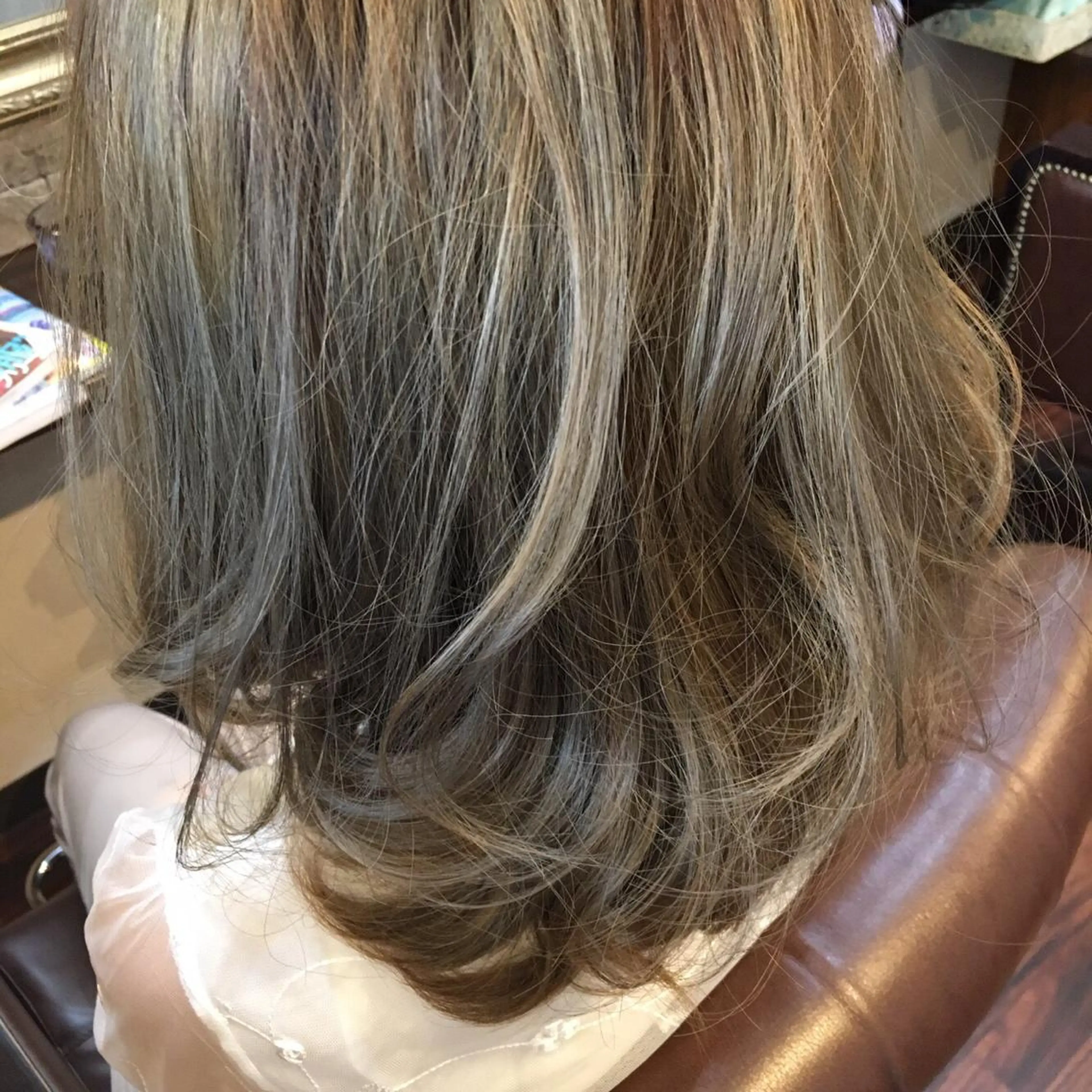 セミロング HairDesign Azurのヘアスタイル