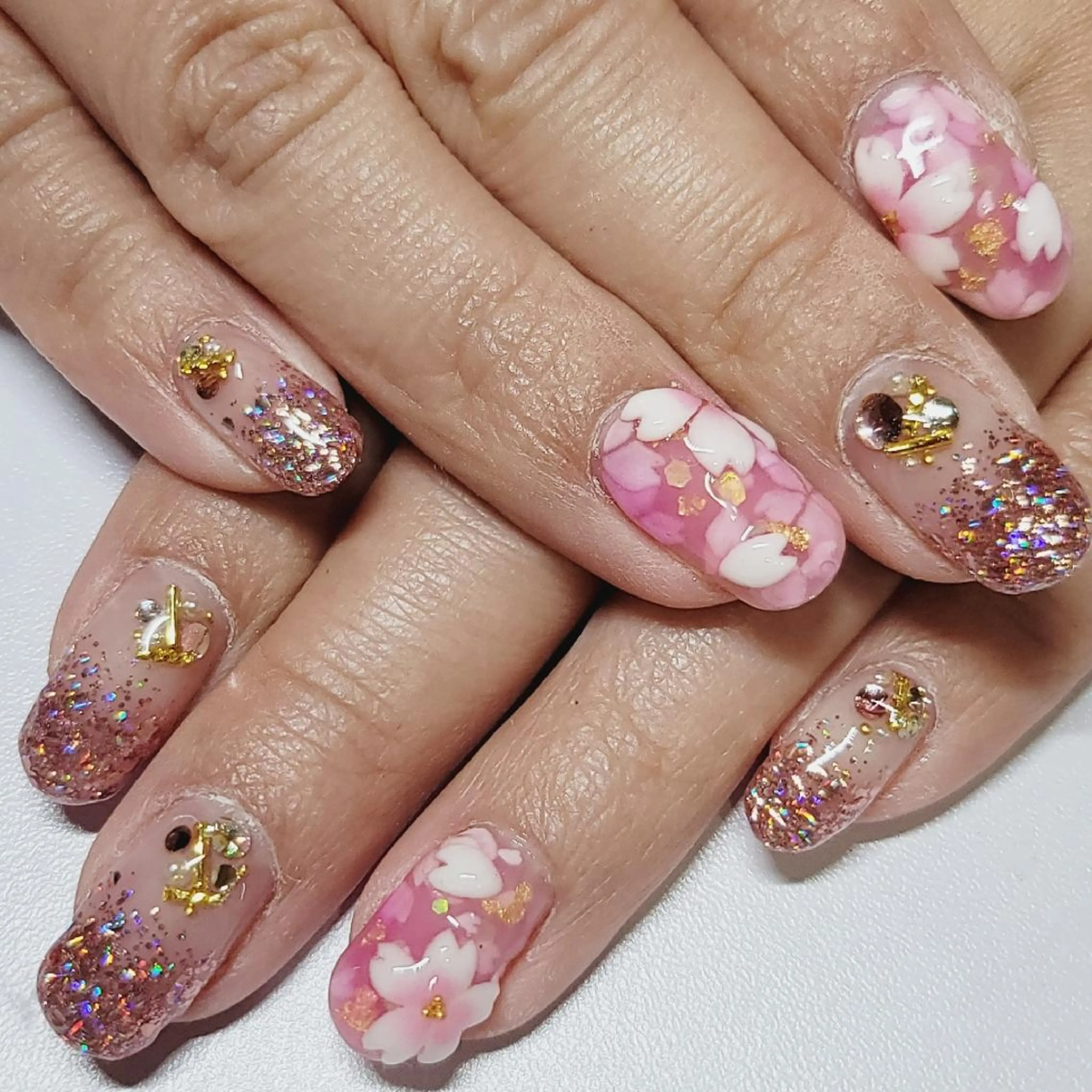 ネイル 桜ネイル グラデーション ラメ(グリッター) ピンク パープル ハンドネイル よしだ ひろきのネイルデザイン