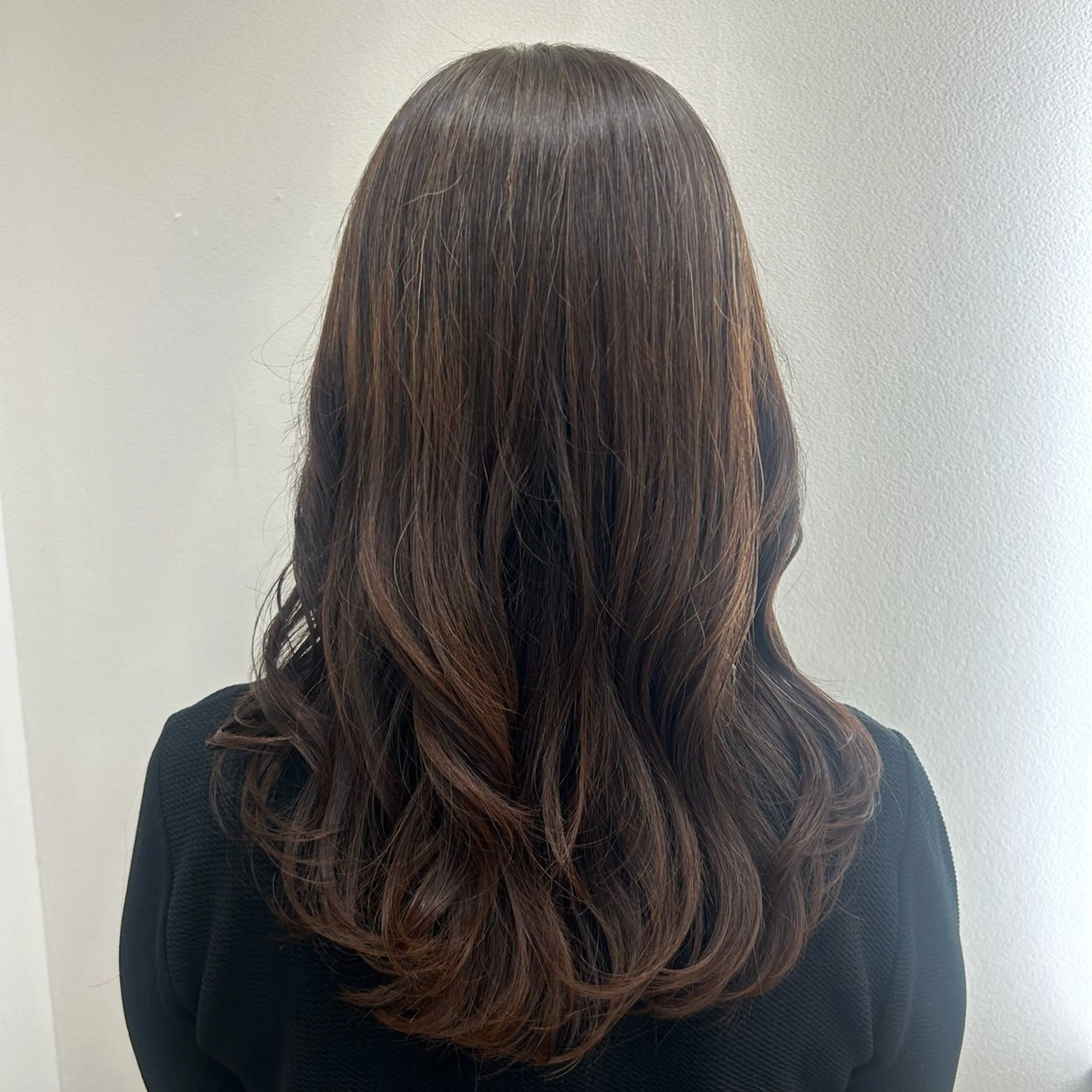 ロング レイヤーカット レナークウィズ　北川 愛璃のヘアスタイル