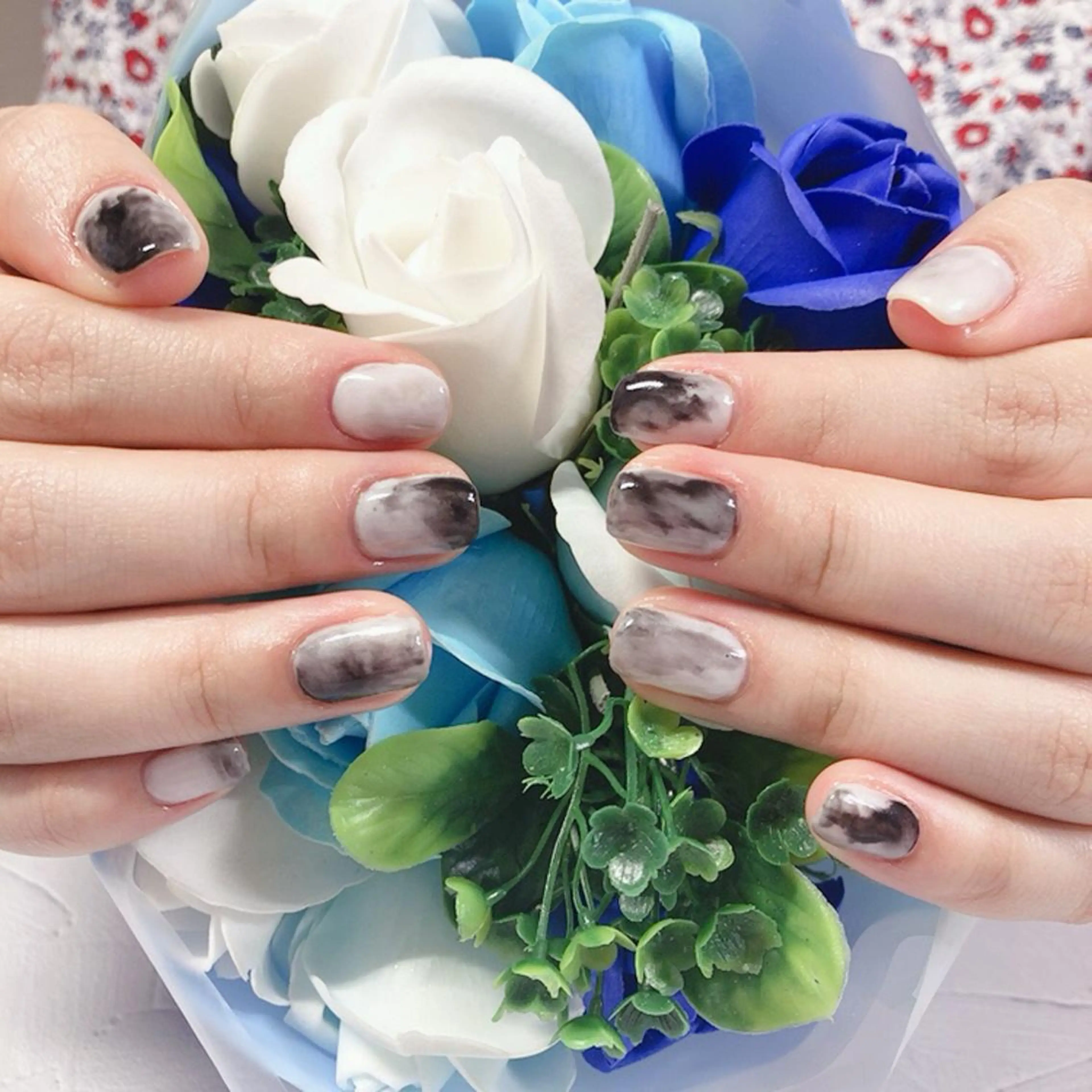 ネイル ニュアンスネイル 奥園 良恵のネイルデザイン