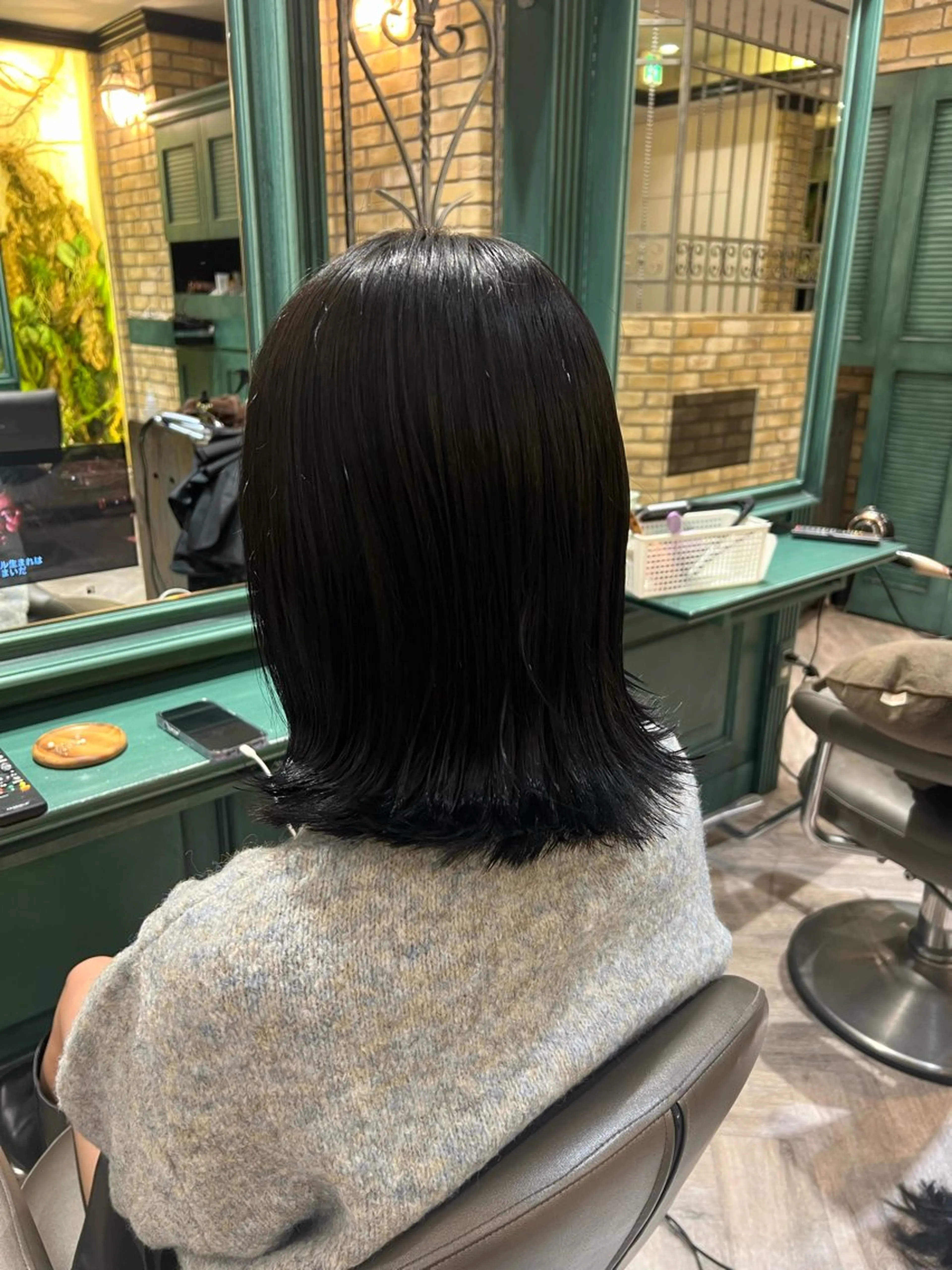 ミディアム ボブ 外ハネヘア カット トリートメント LOG武蔵新城所属・口コミ見てください！ ⭐️メンズカット大成のヘアスタイル