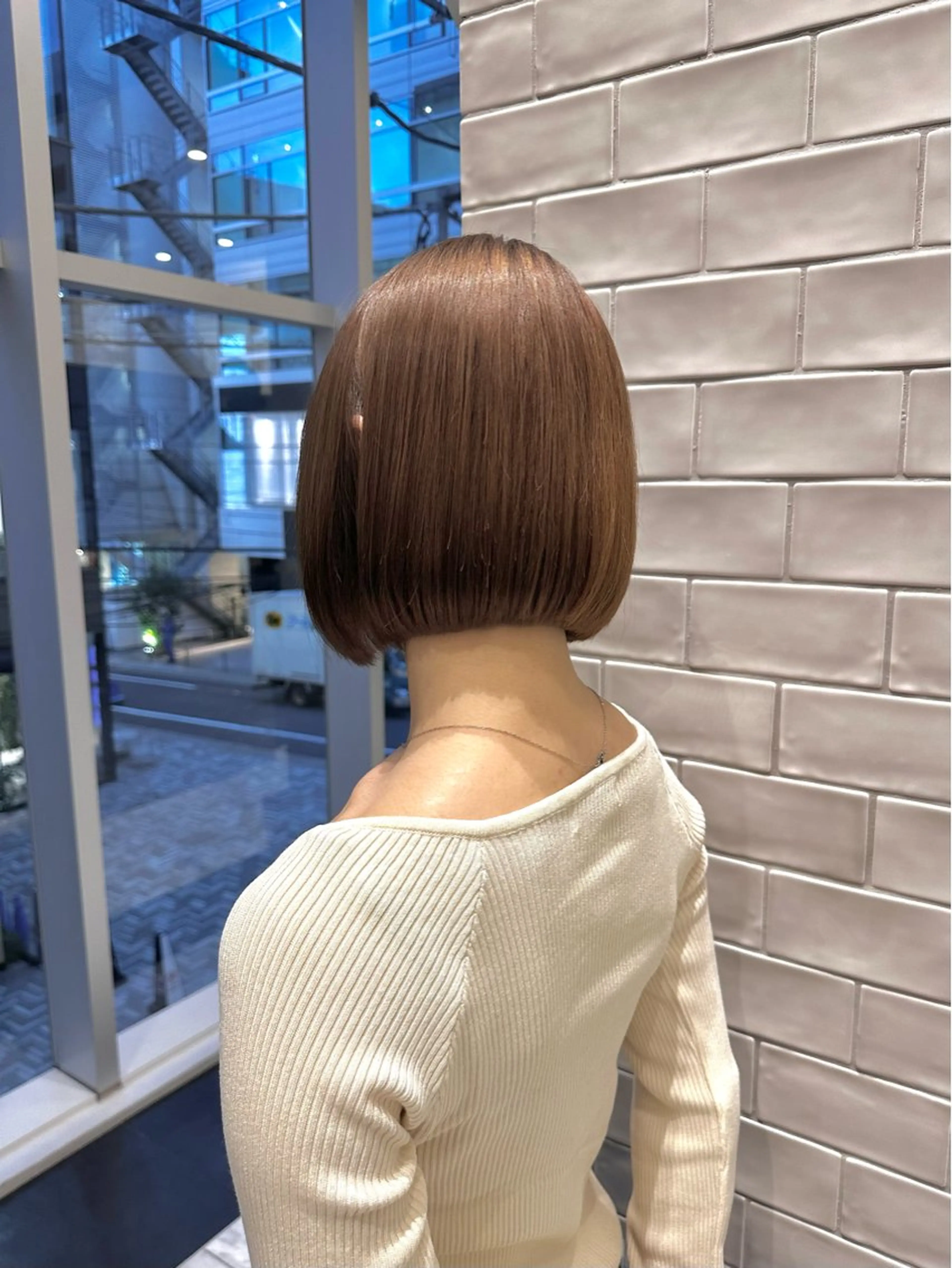 ショート カラー ベージュカラー ブリーチ ブリーチなしカラー カット ヘアカラー トリートメント LUMO所属・矢野 晃平のヘアスタイル