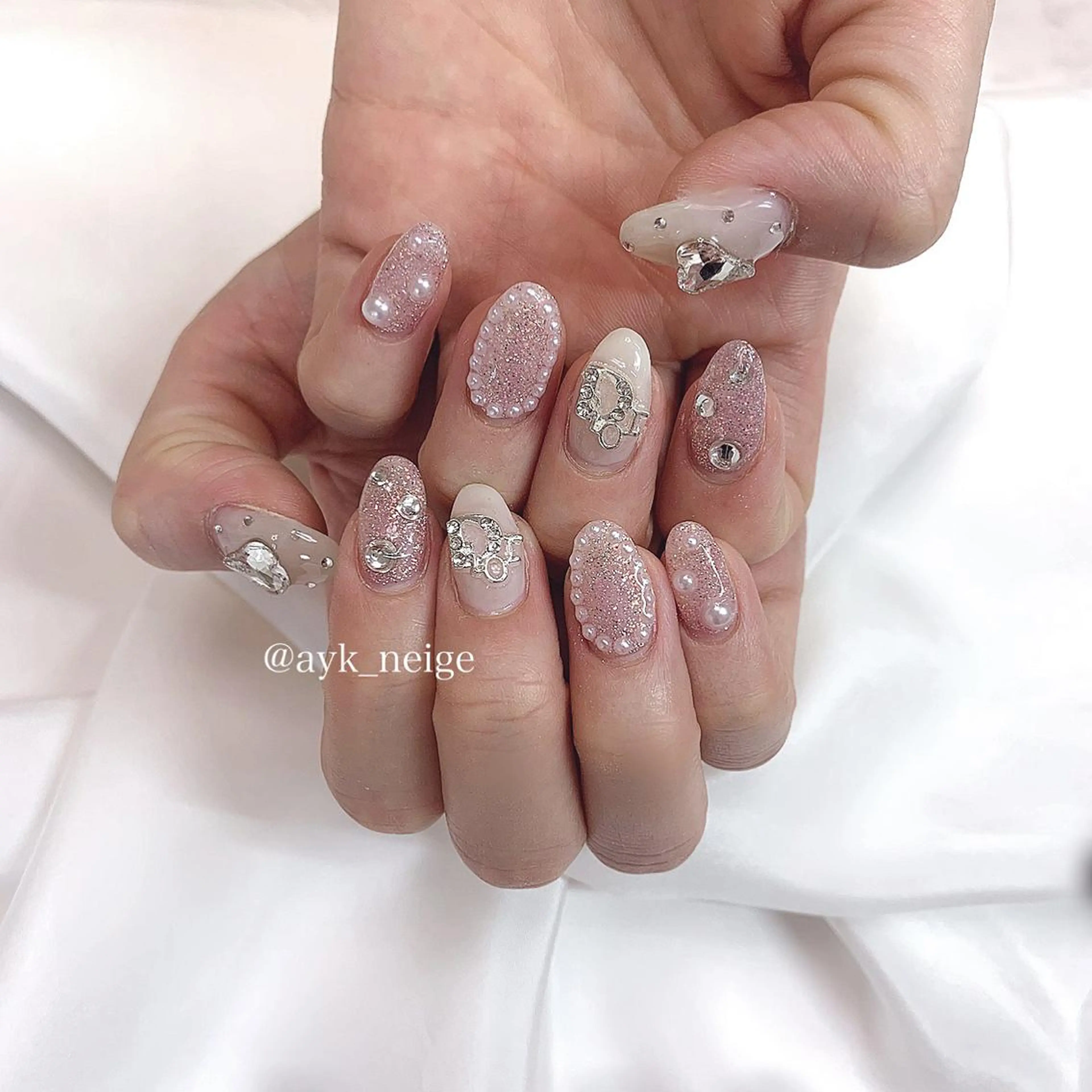 ネイル オーロラネイル フットネイル キラキラネイル 韓国ネイル ツイードネイル n'eige nail所属・大谷 綾香のネイルデザイン