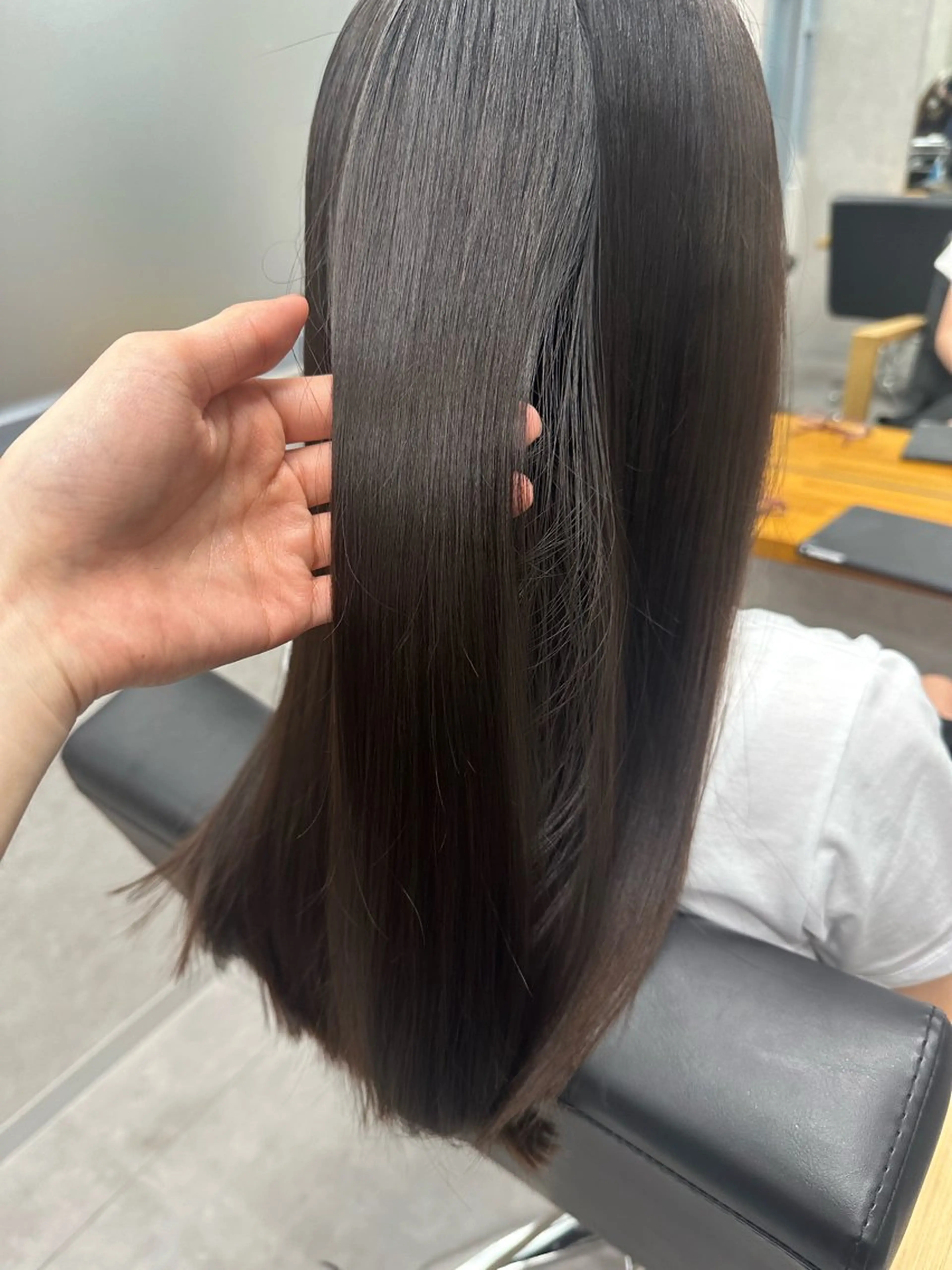 ロング 髪質改善 縮毛矯正 Reana所属・柏 暖也のヘアスタイル