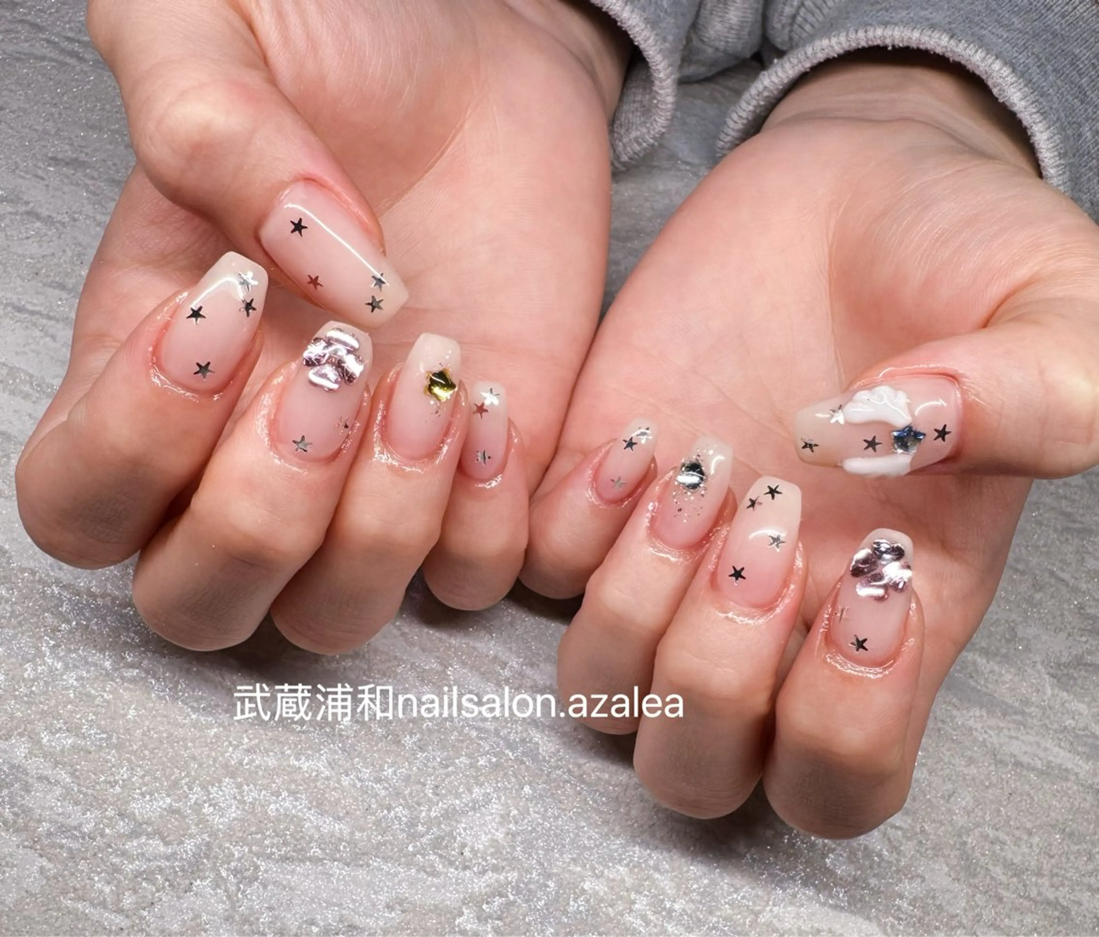 ネイル ハンドネイル R inのネイルデザイン