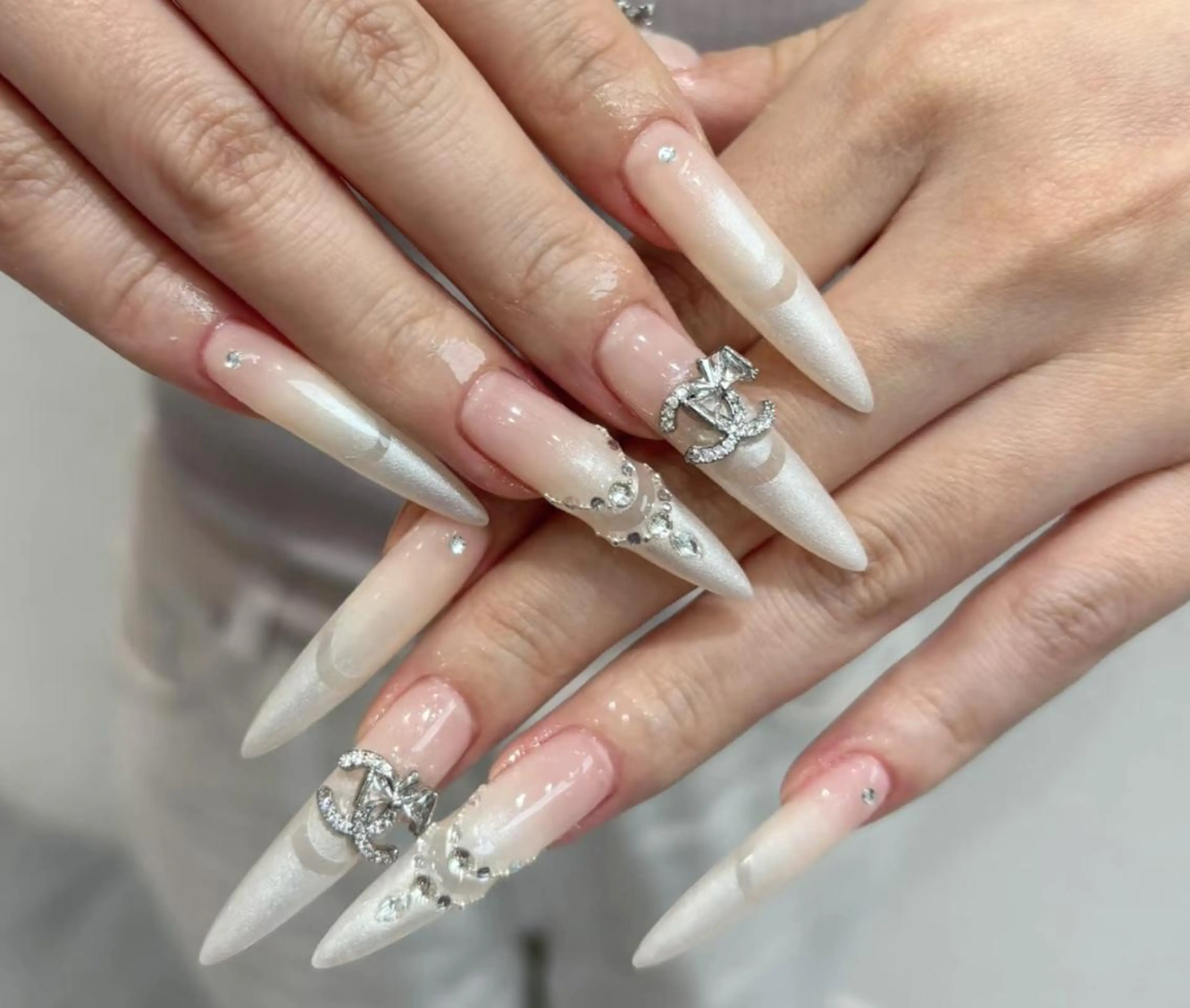 ネイル ハンドネイル Pure&Rich Nailのネイルデザイン