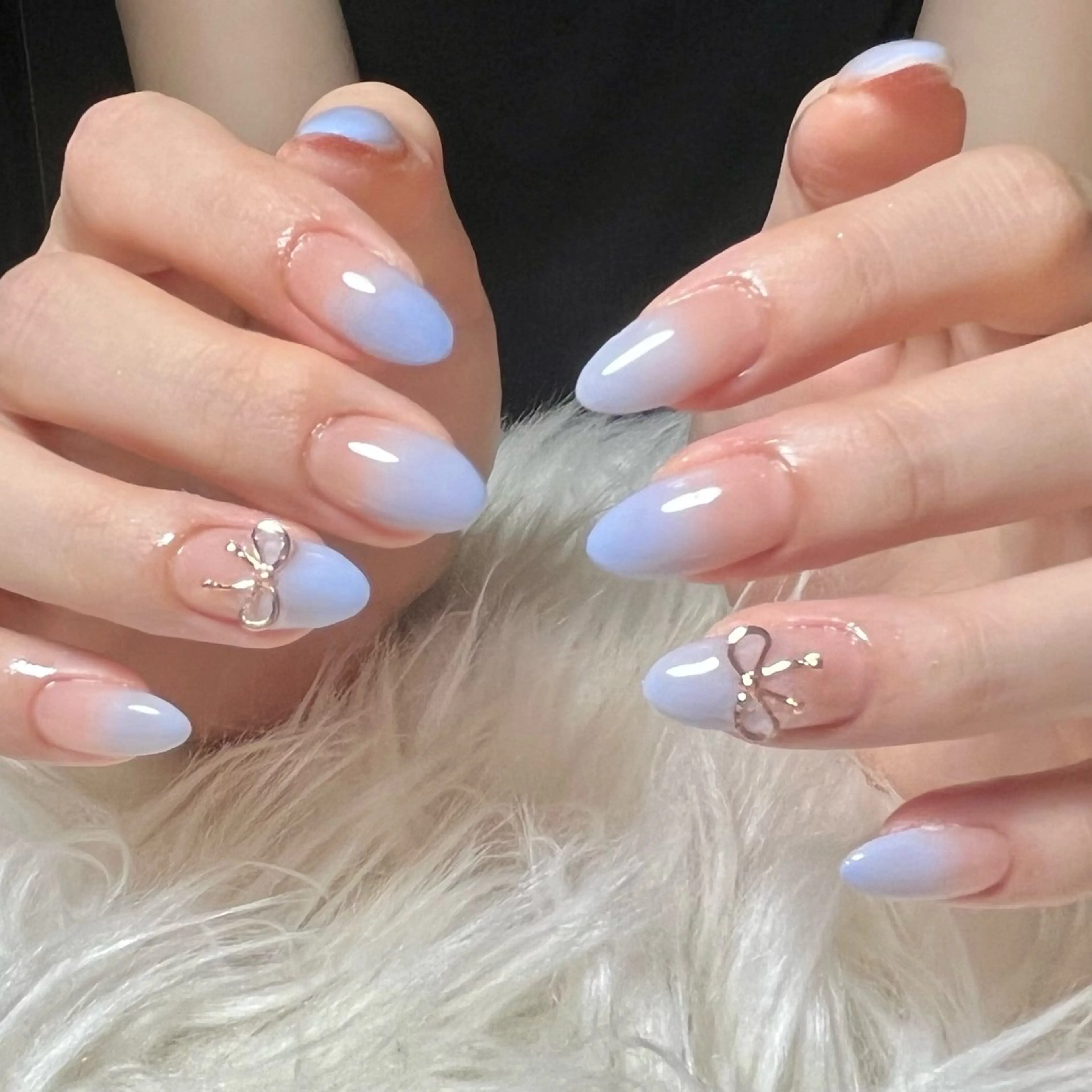 ネイル グラデーション ハンドネイル ハンドケア hohomi .のネイルデザイン