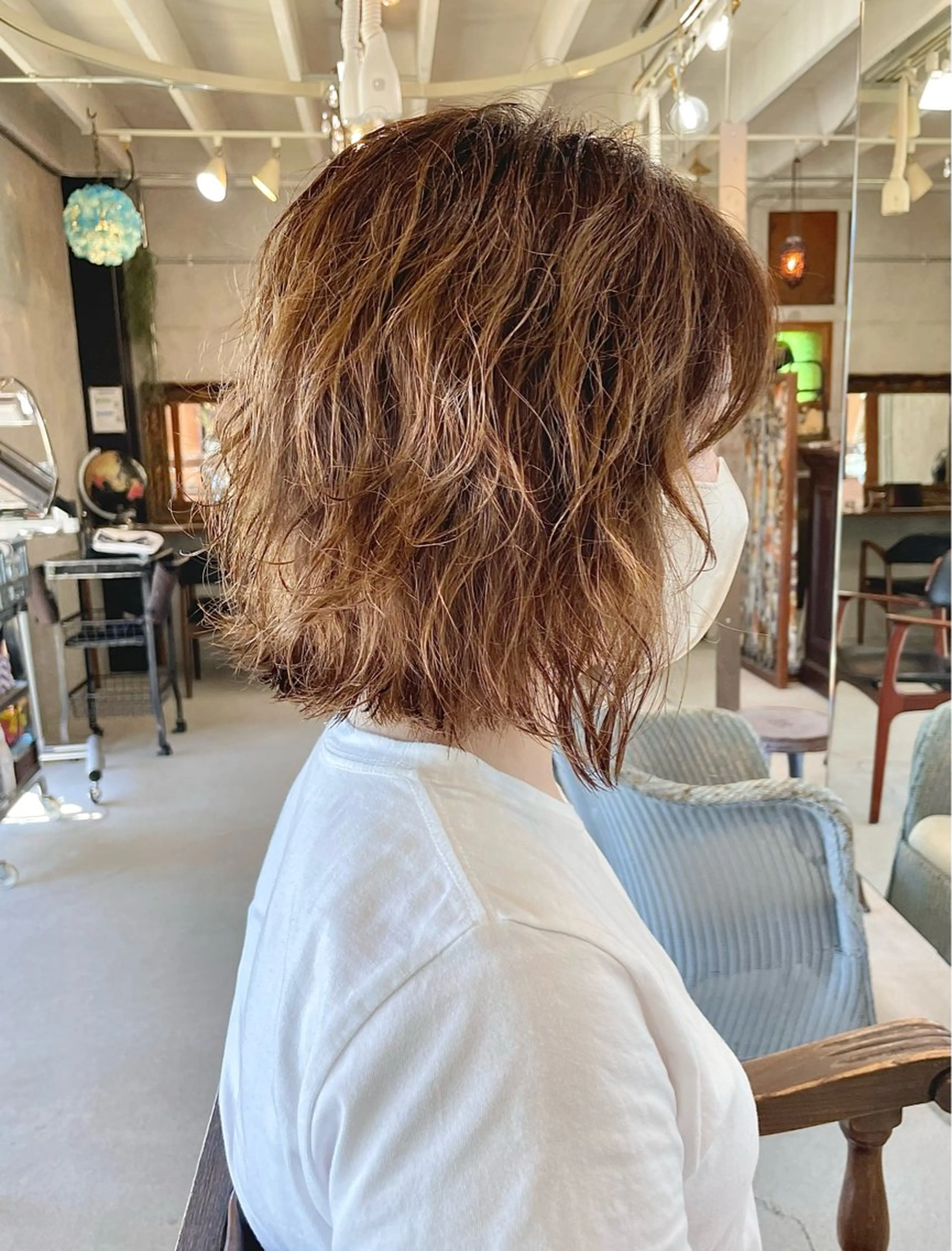 ショート カラー パーマ 岡田 恭明のヘアスタイル