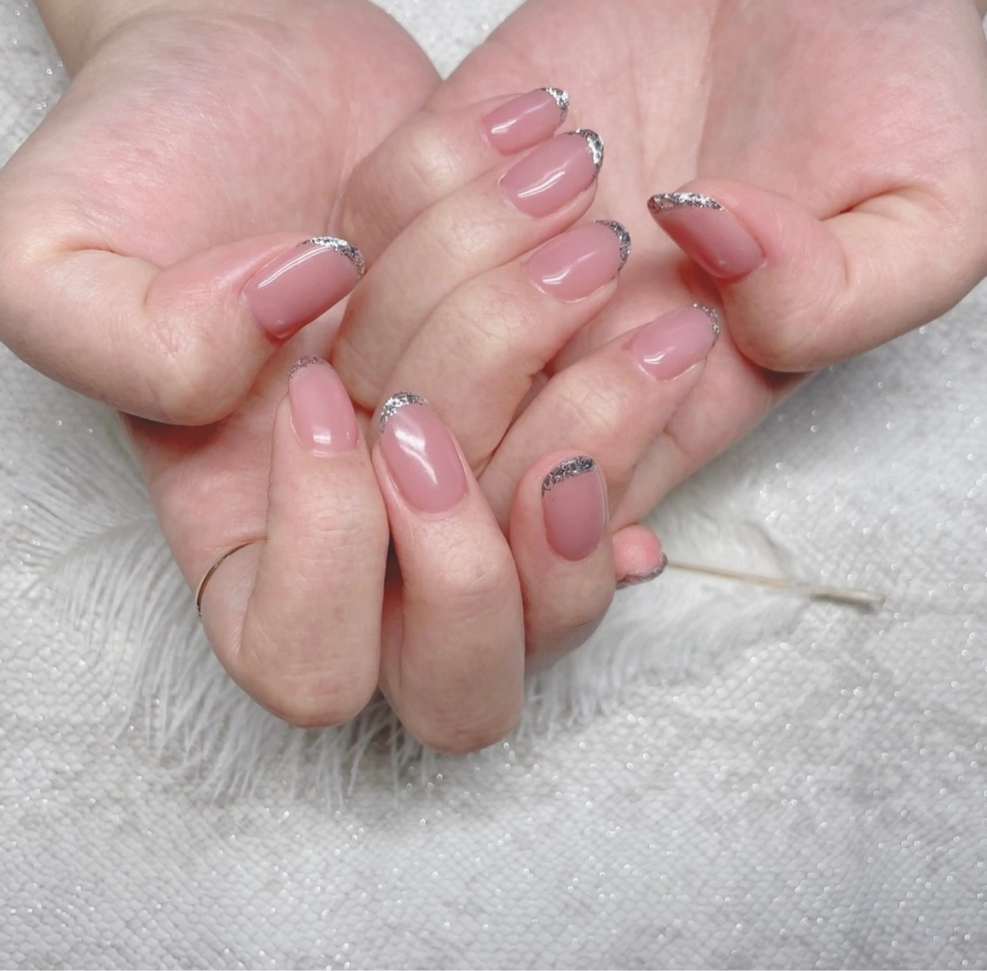 ネイル フレンチネイル ガラスフレンチ ハンドネイル Azel nail 伊野麗のネイルデザイン