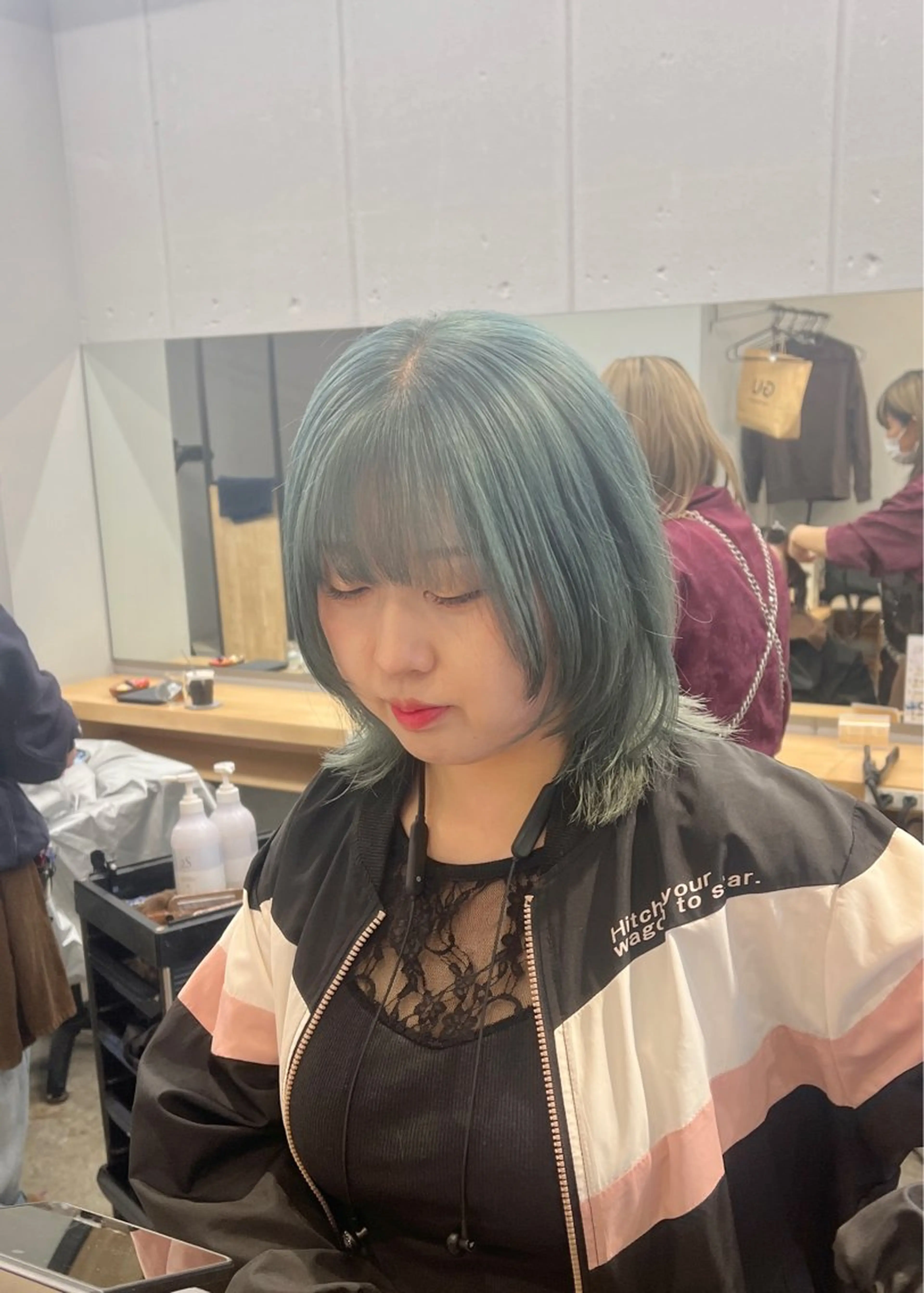 ショート カラー SALOWIN柏Suite所属・ブリーチ毛の縮毛矯正 ハイトーン/岡本智樹のヘアスタイル