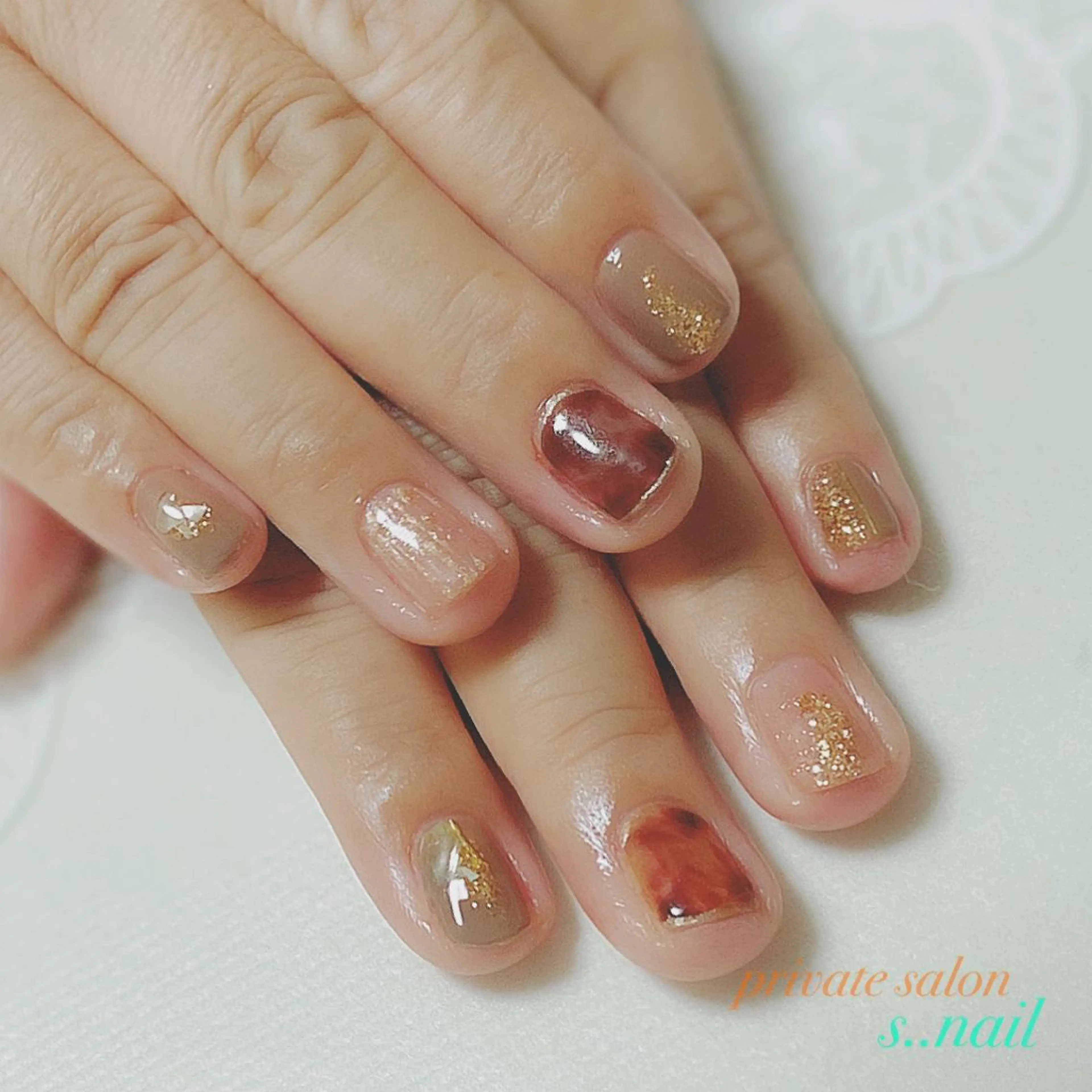 ネイル べっ甲ネイル ハンドネイル フットネイル s..nail / MORITAのネイルデザイン
