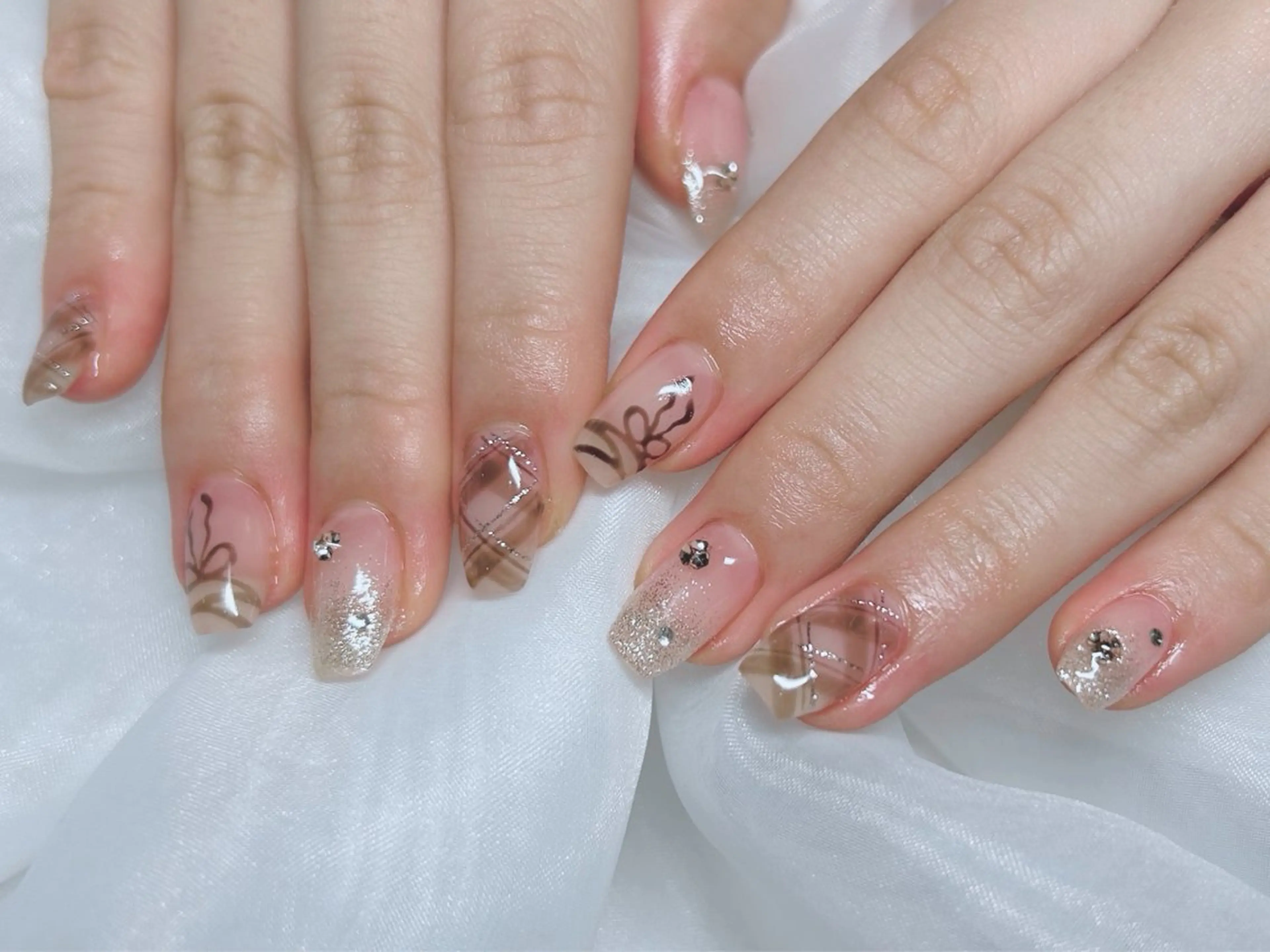 ネイル GO TODAY SHAiRE SALON所属・Amuree nailのネイルデザイン
