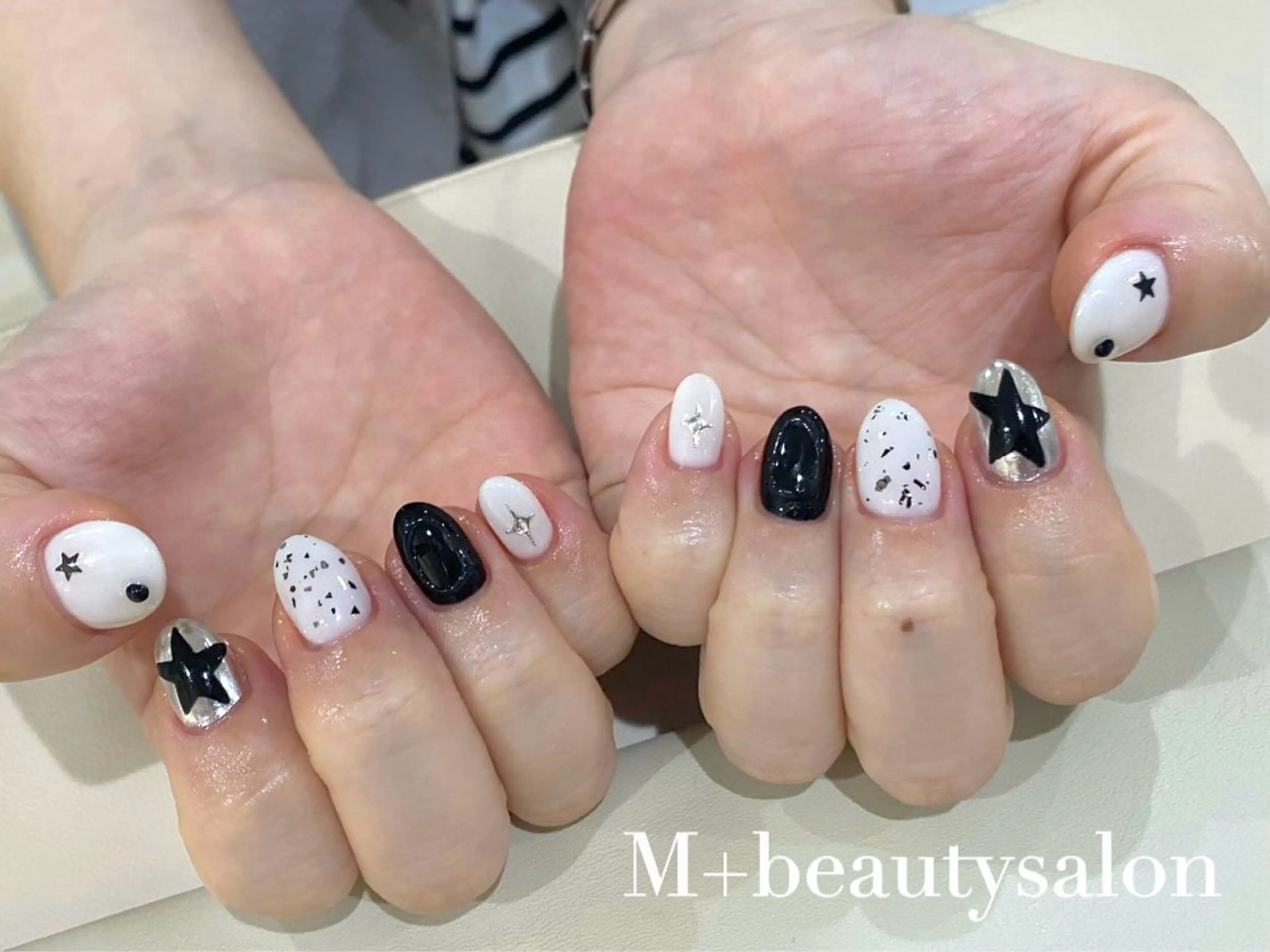 ネイル M+  Beauty Salonのネイルデザイン