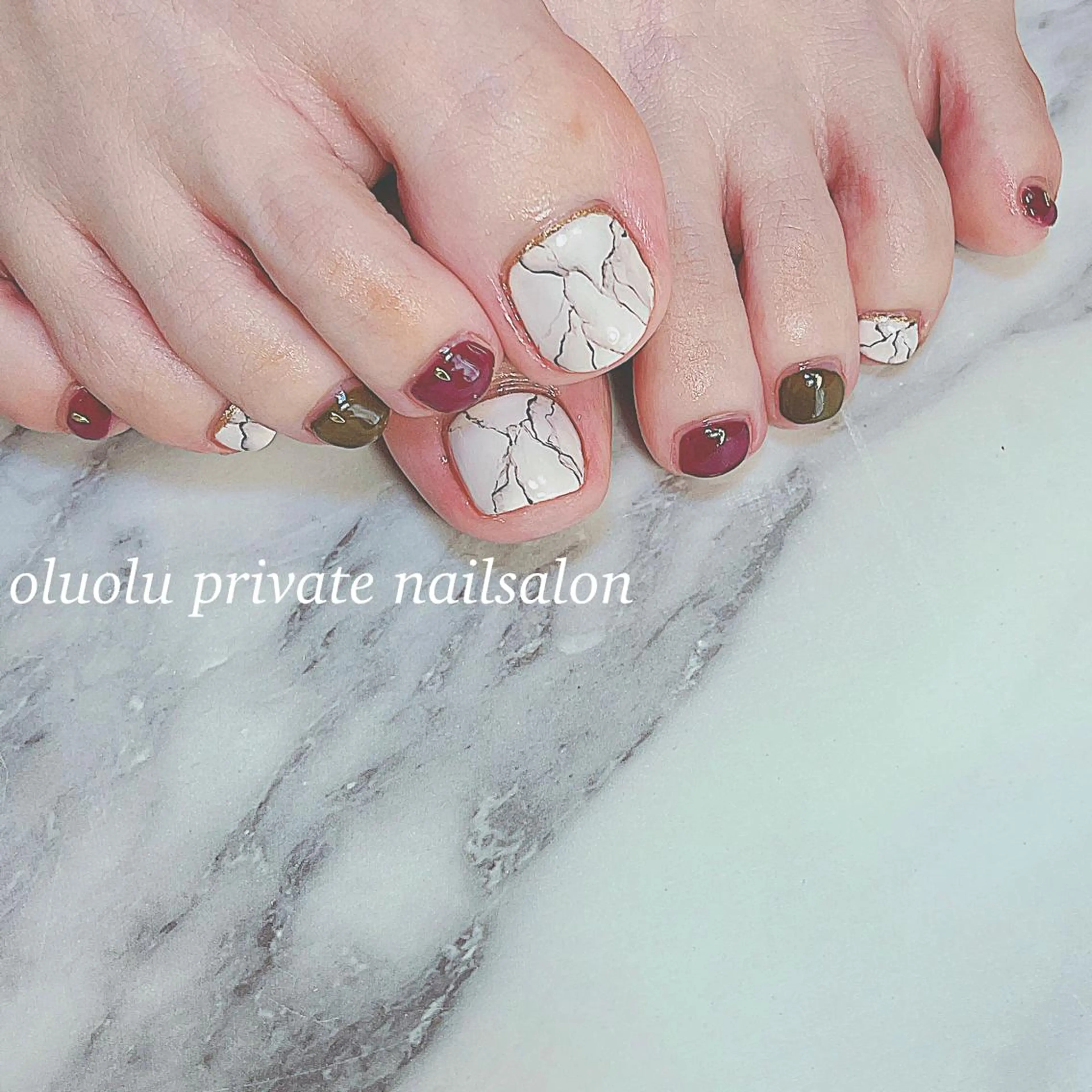 ネイル フットネイル 大理石ネイル(マーブル) ニュアンスネイル 夏ネイル フットネイル 大村 紬華のネイルデザイン