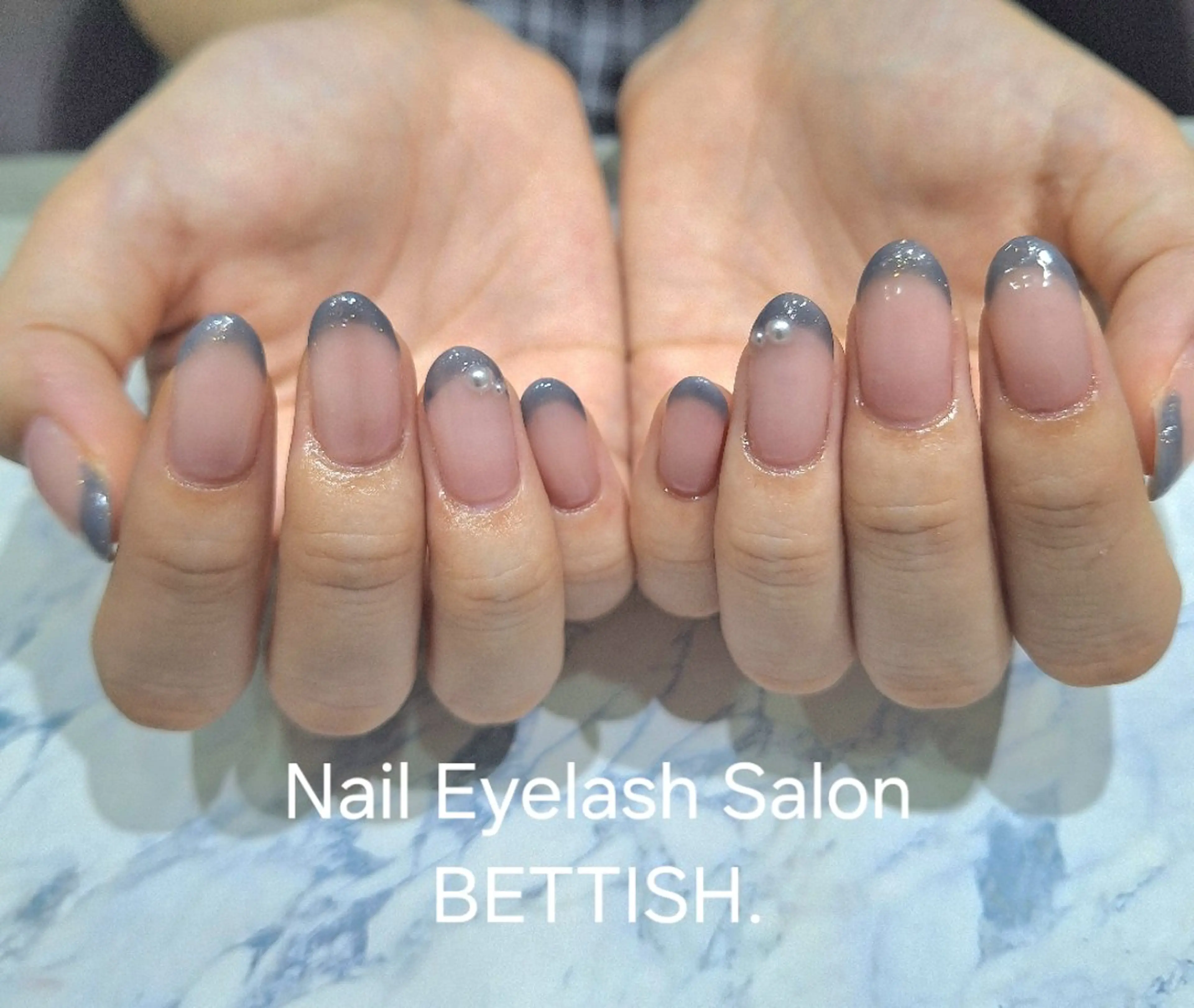 ネイル ブルー フレンチネイル ハンドネイル BETTISH　 　AIRIのネイルデザイン