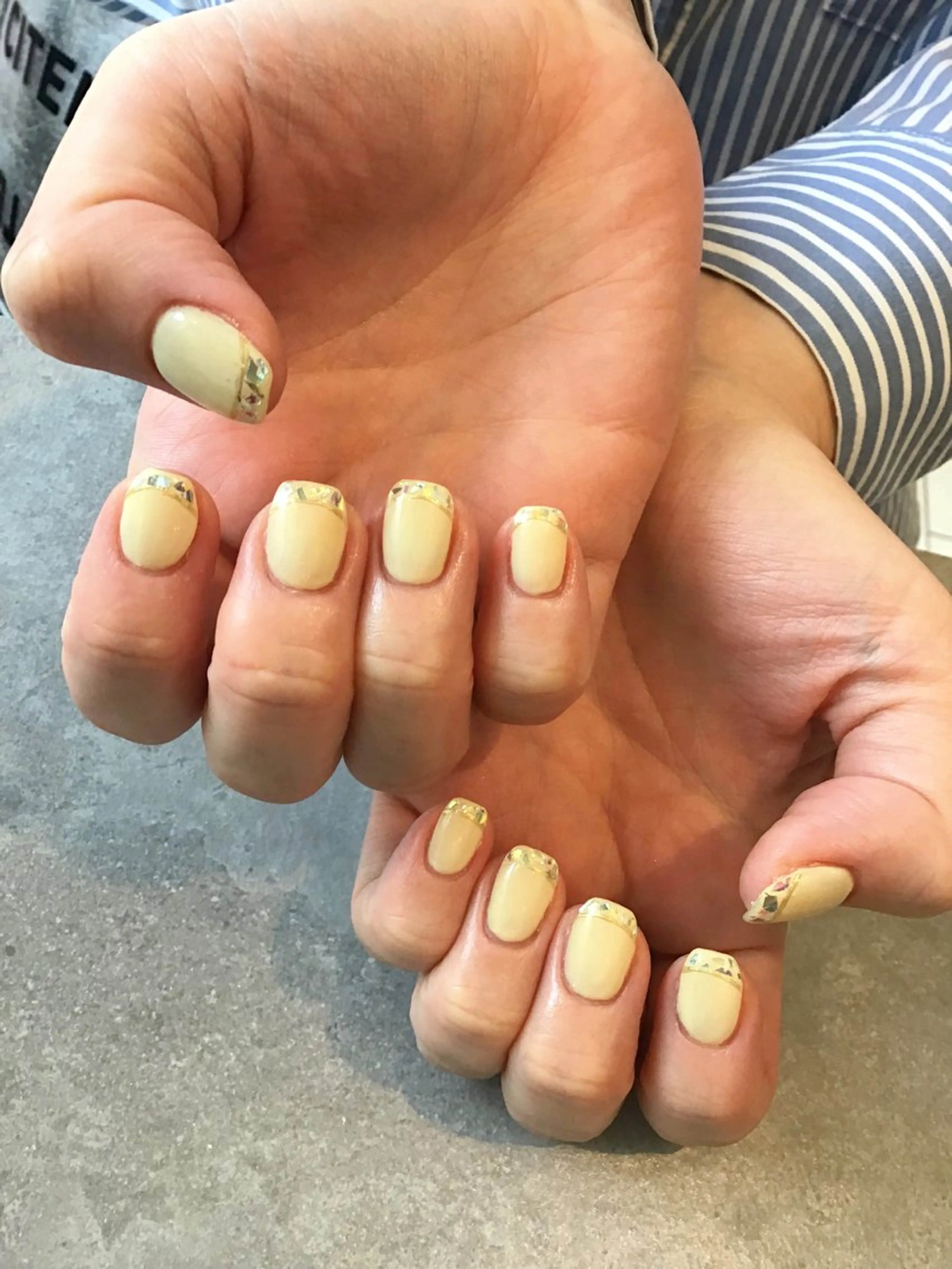 ネイル 持ち込み Nest 岩崎のネイルデザイン