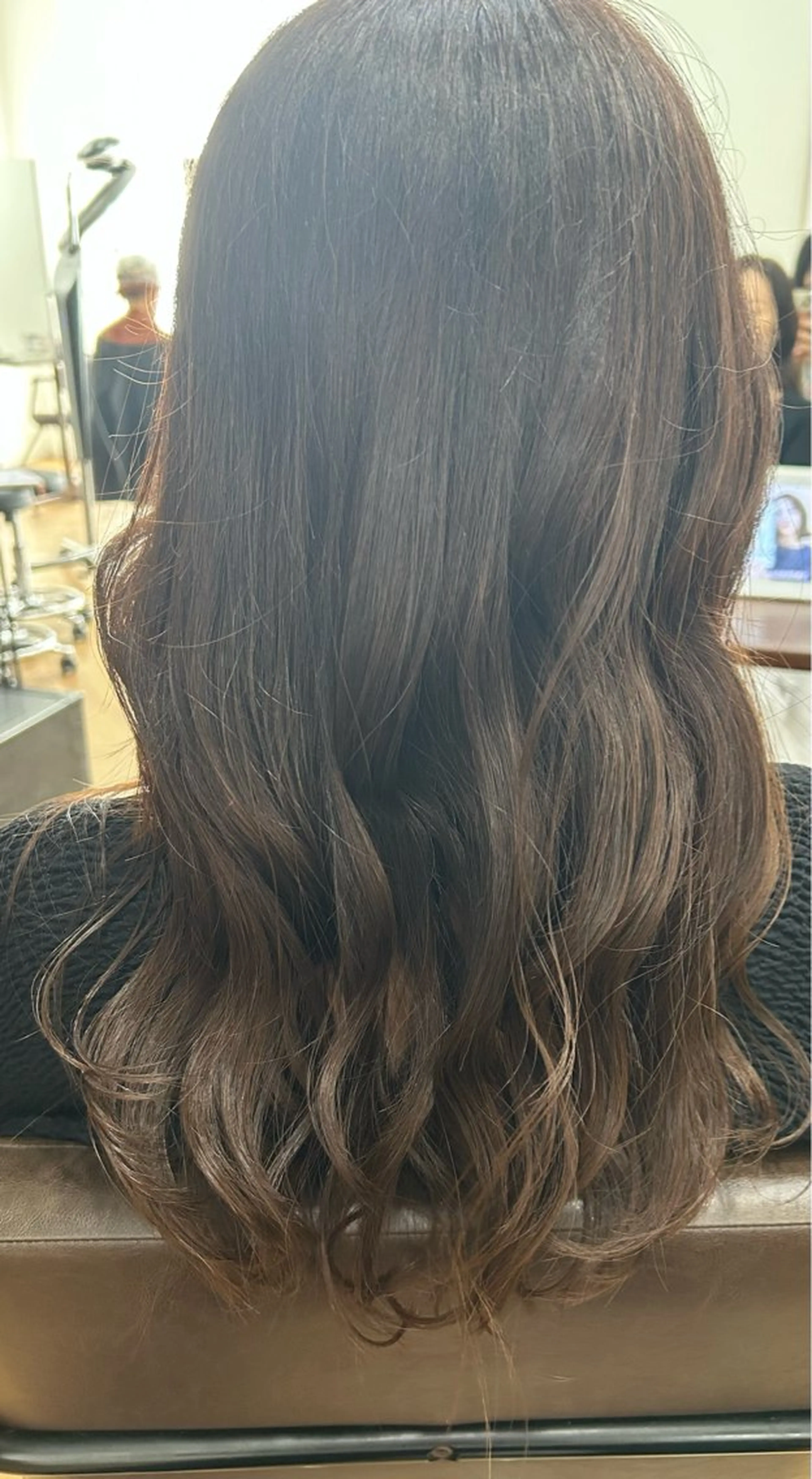 セミロング カット ヘアカラー 京久野 美咲⭐️のヘアスタイル