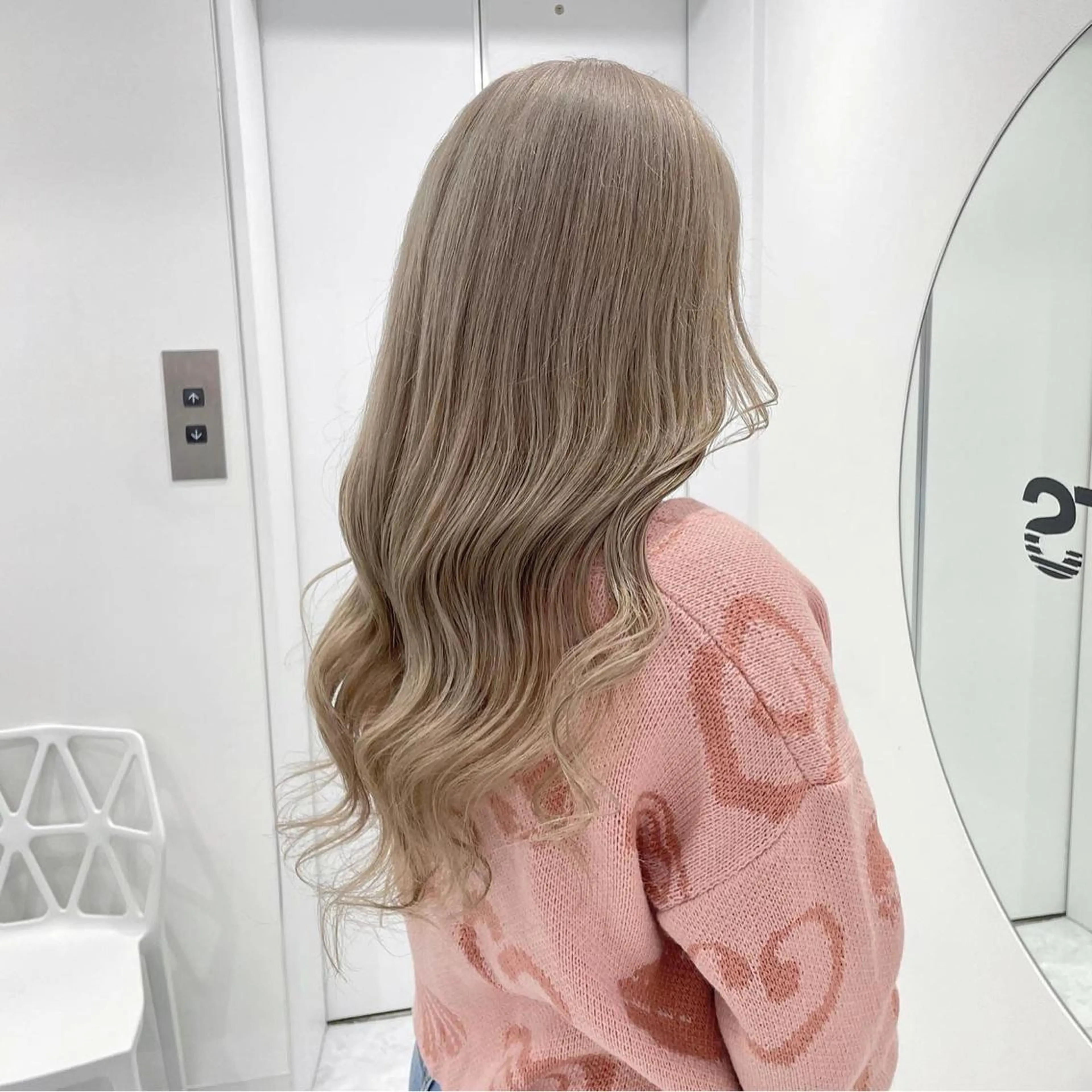 カラー 淡色カラー 🫧NAOYA 🫧のヘアスタイル