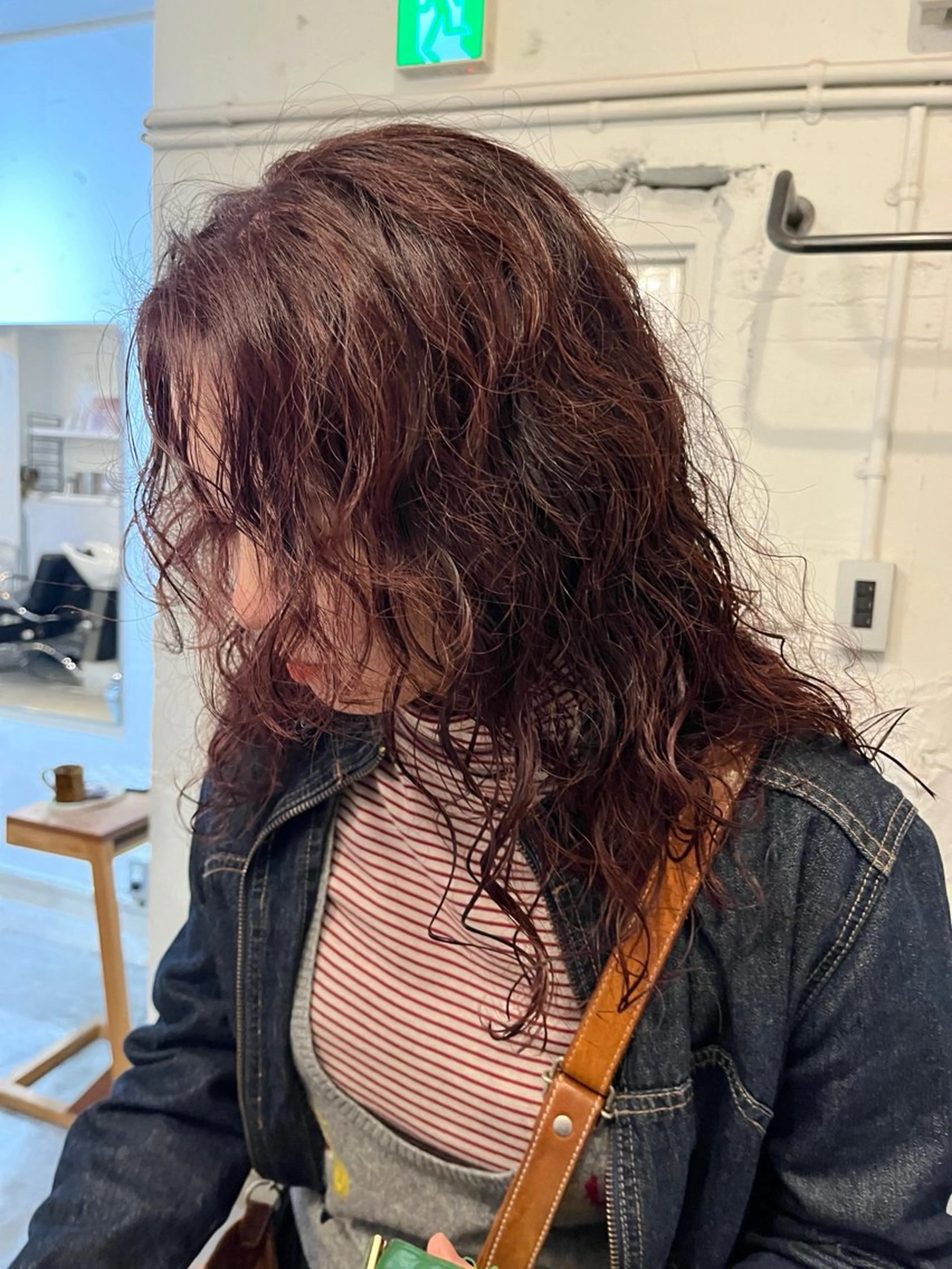 セミロング カラー パーマ ✴︎UNU ✴︎モエカのヘアスタイル