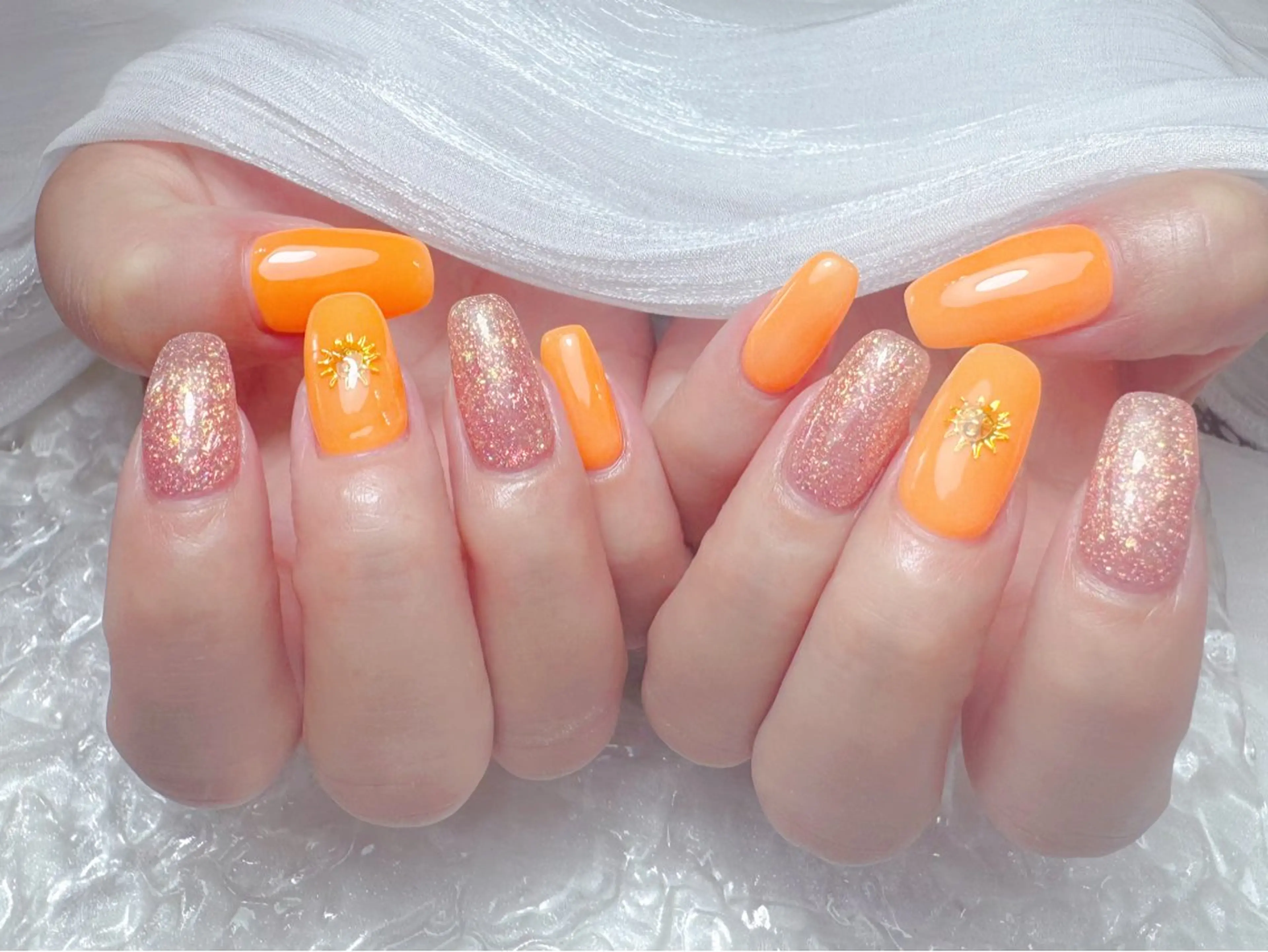 ネイル ハンドネイル マジックミラー所属・マジック ミラーのネイルデザイン