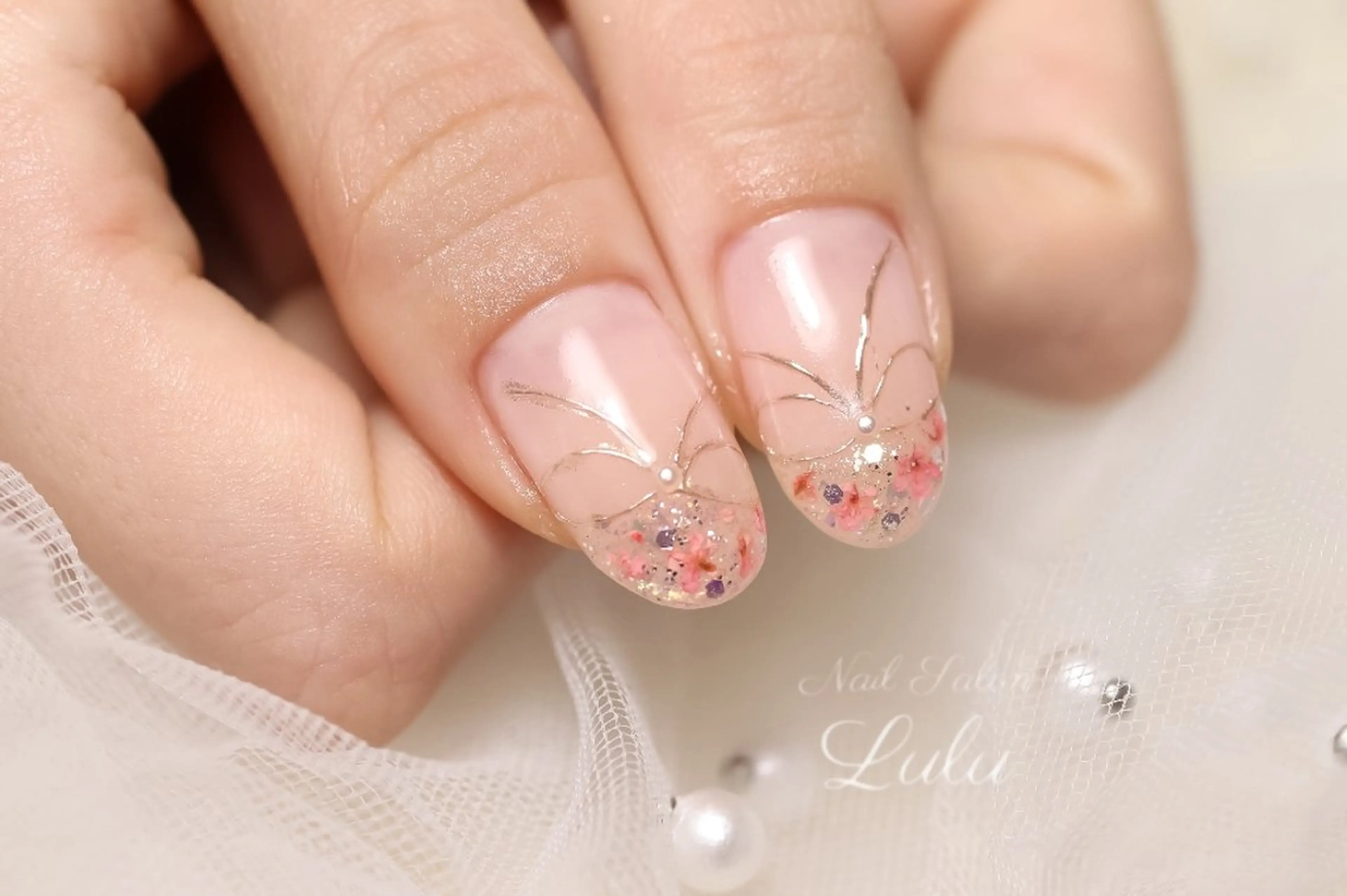 ネイル アートネイル Lulu nail salon 南堀江店所属・西村 あやかのネイルデザイン