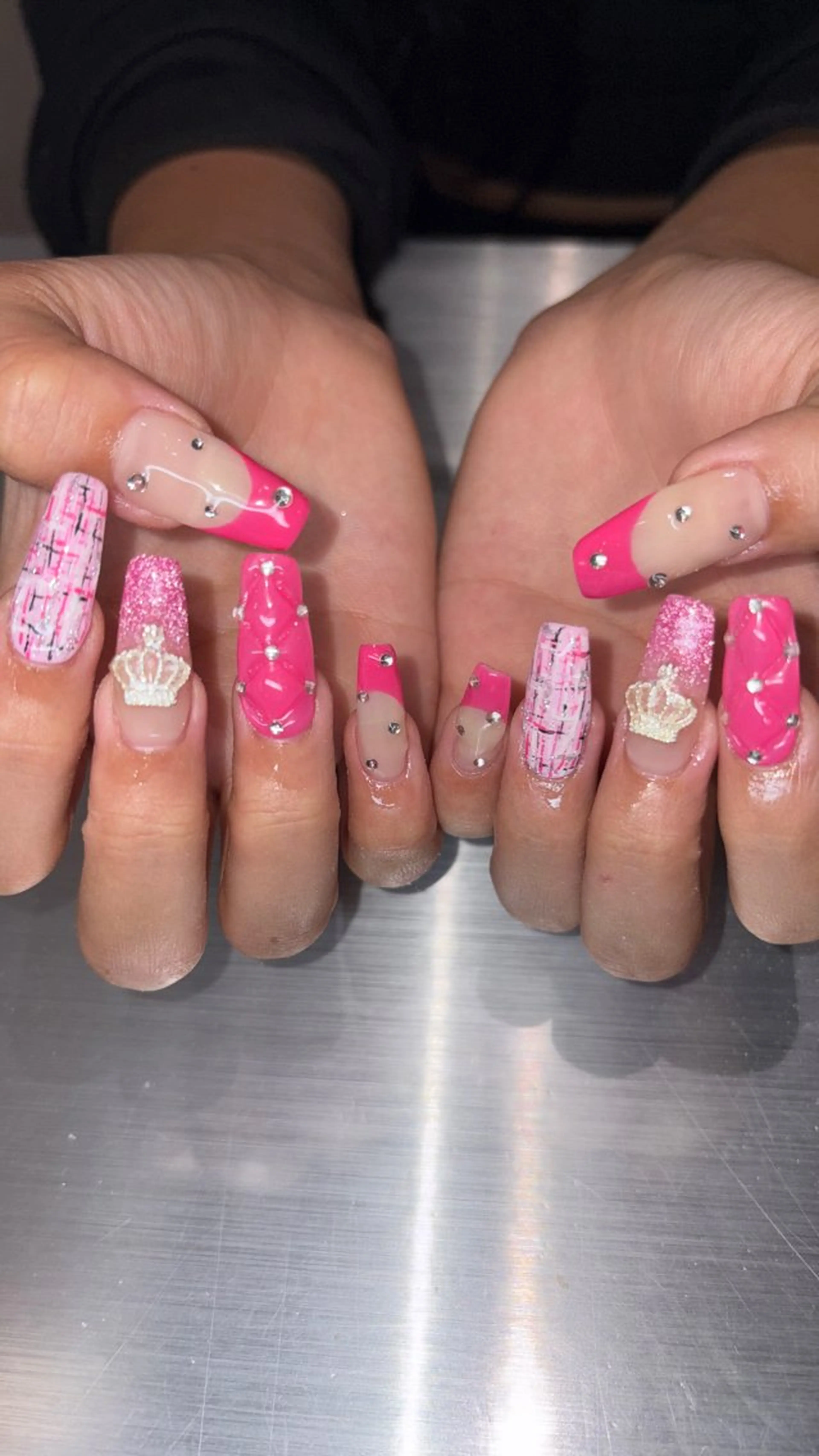 ネイル ハンドネイル 👽個性派ネイル🎀 komachiのマツエク・マツパデザイン