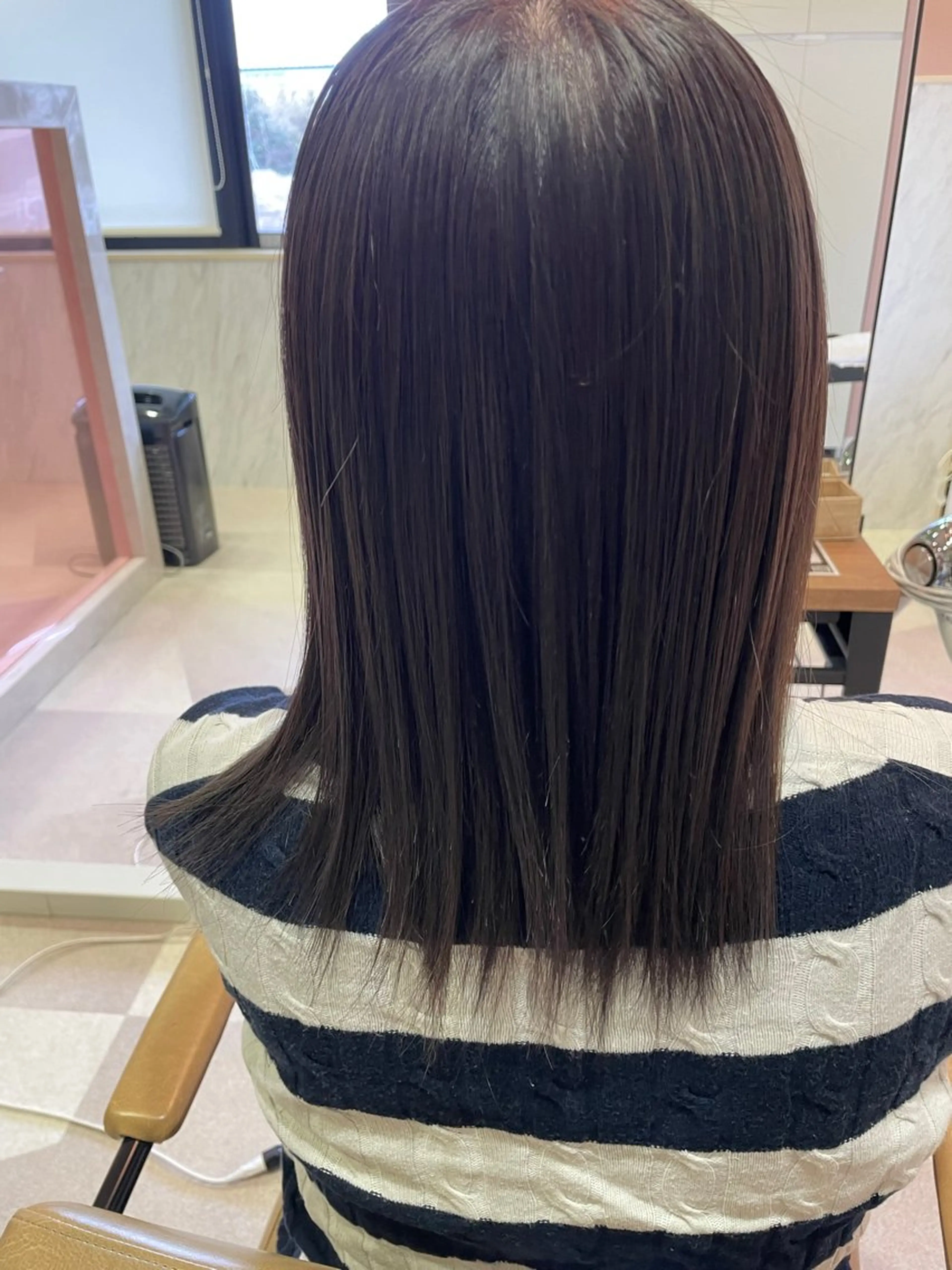 カラー 大山 莉奈のヘアスタイル